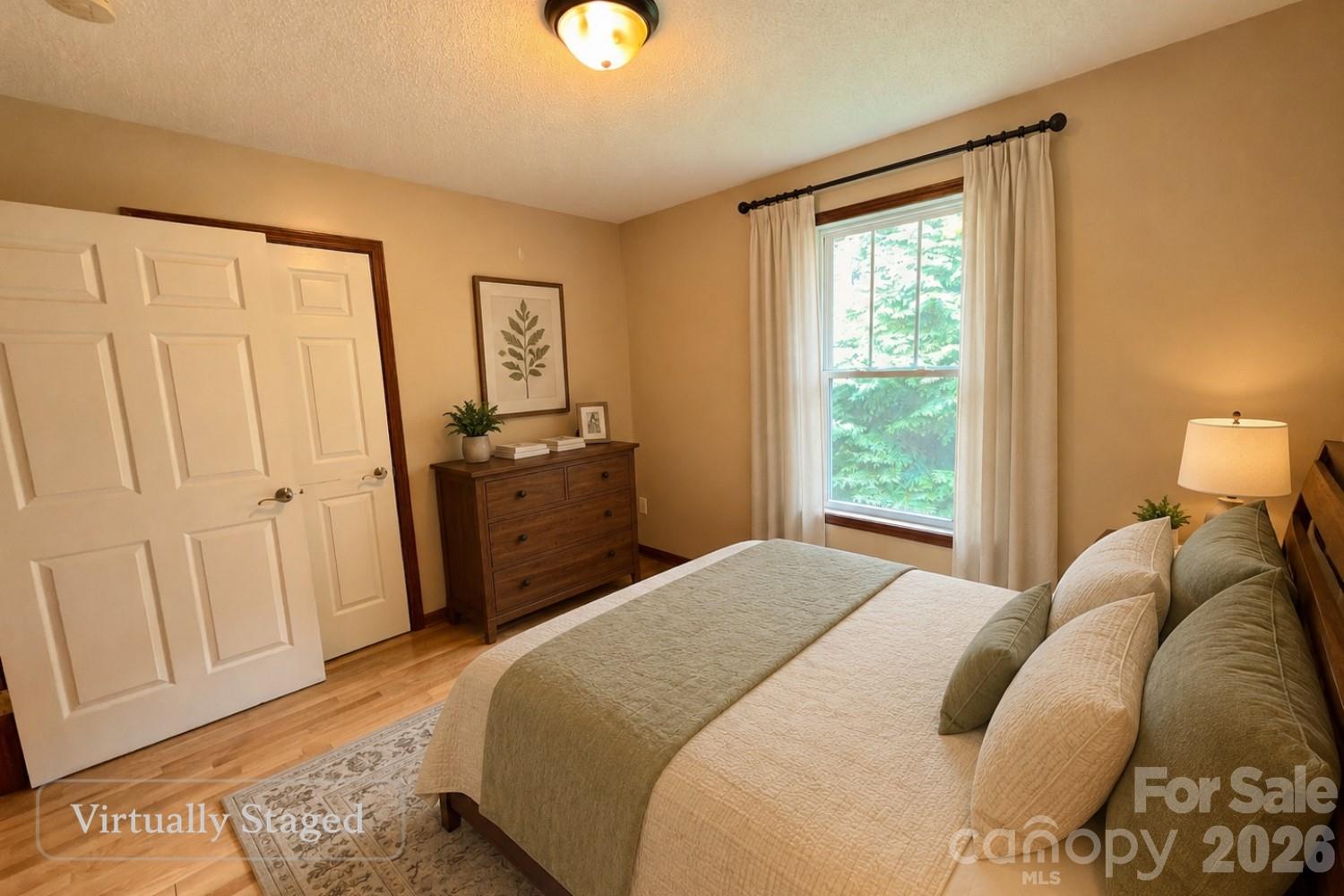 5 Springmill Drive Property Photo 12