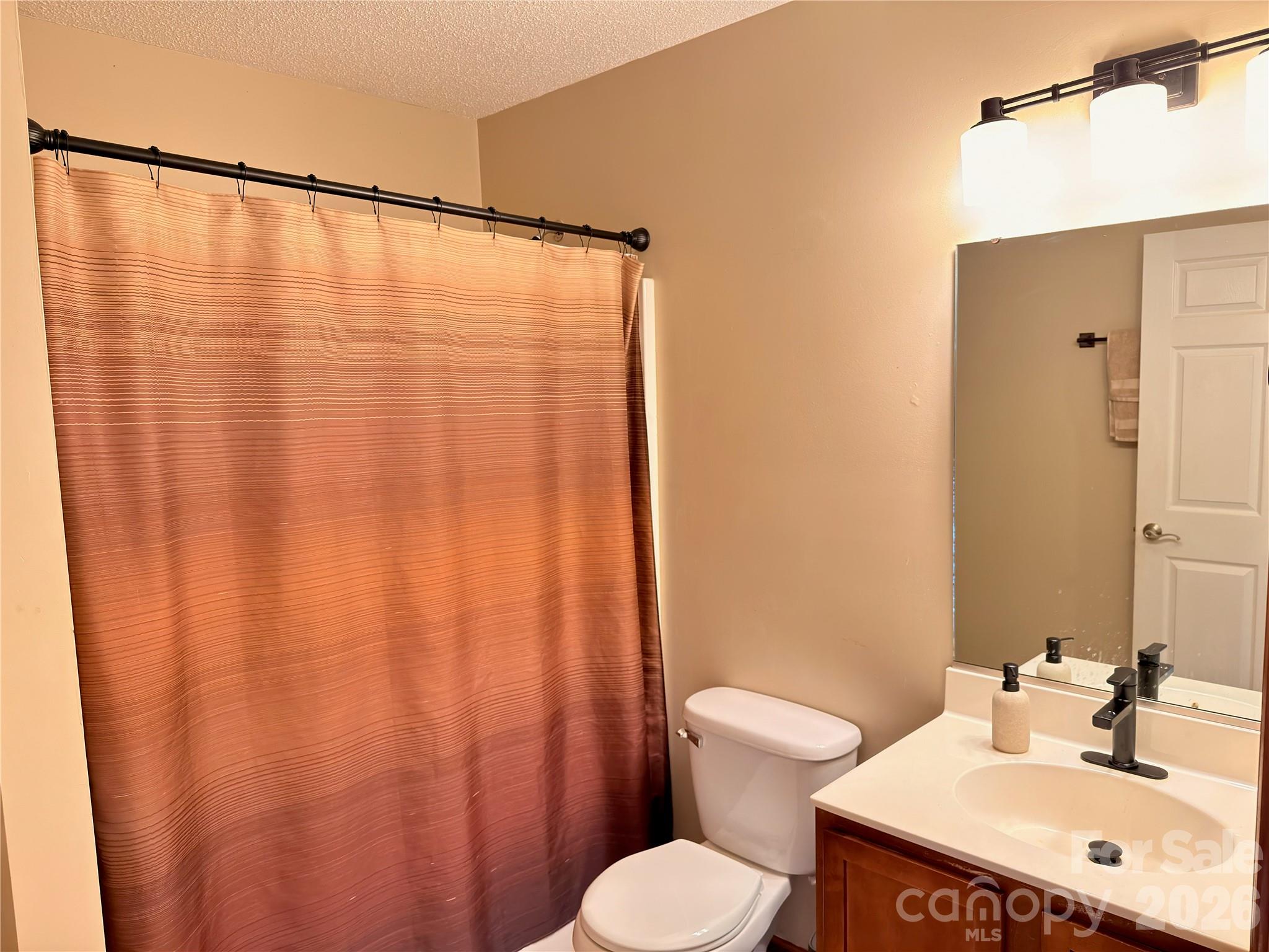 5 Springmill Drive Property Photo 17