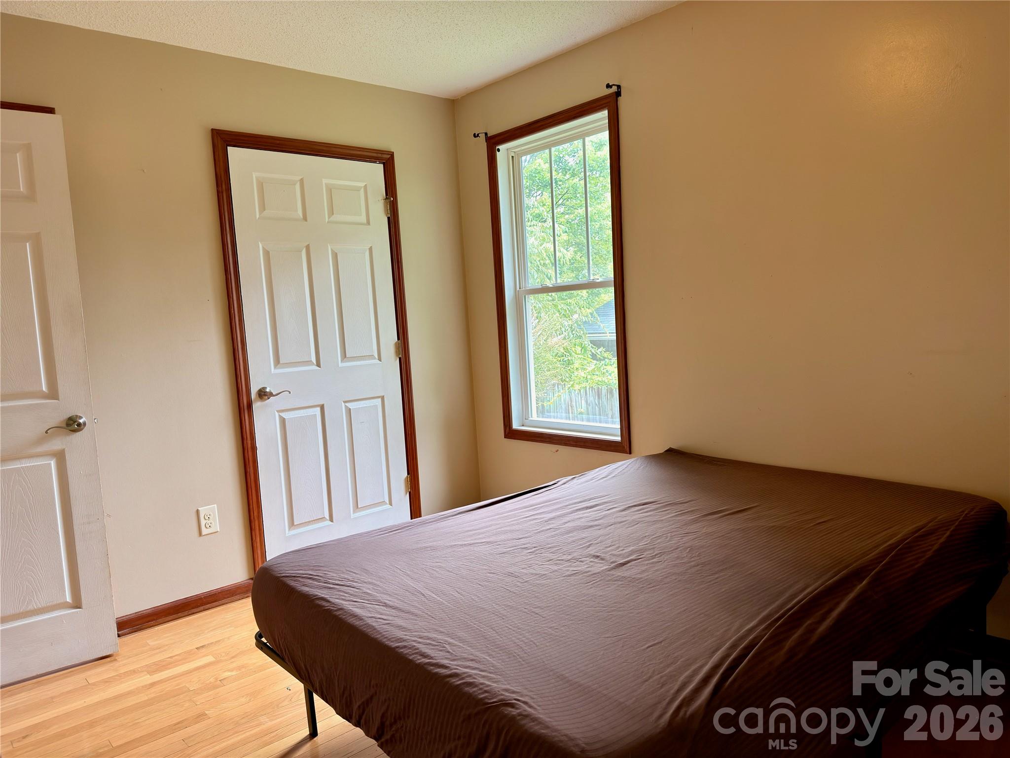 5 Springmill Drive Property Photo 19
