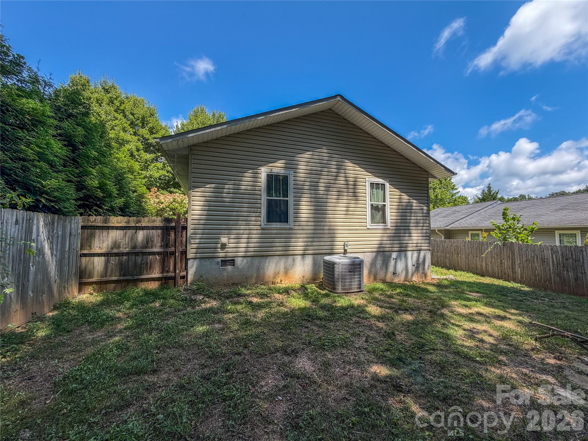 5 Springmill Drive Property Photo 20