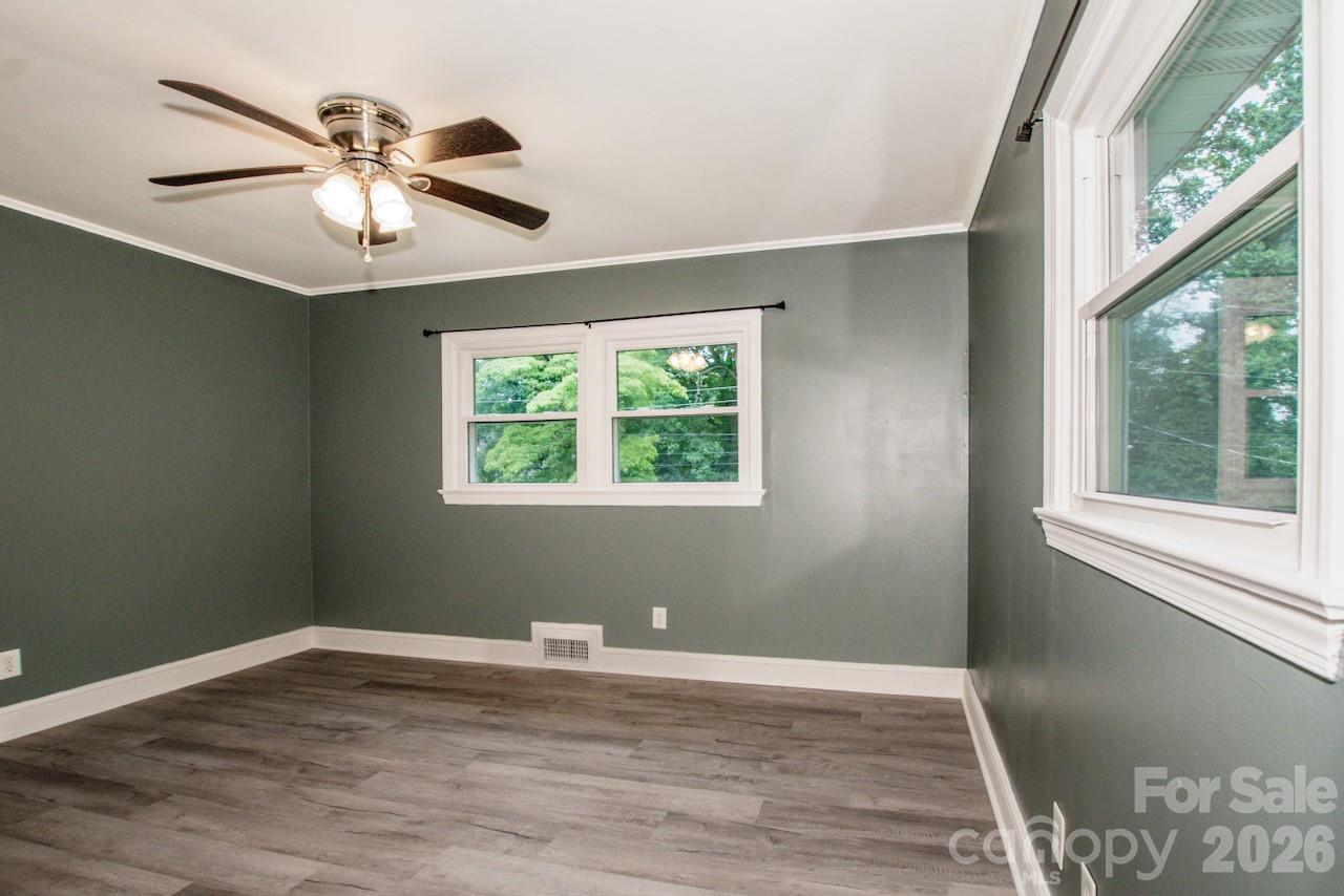 1317 Meadowbrook Circle Property Photo 24