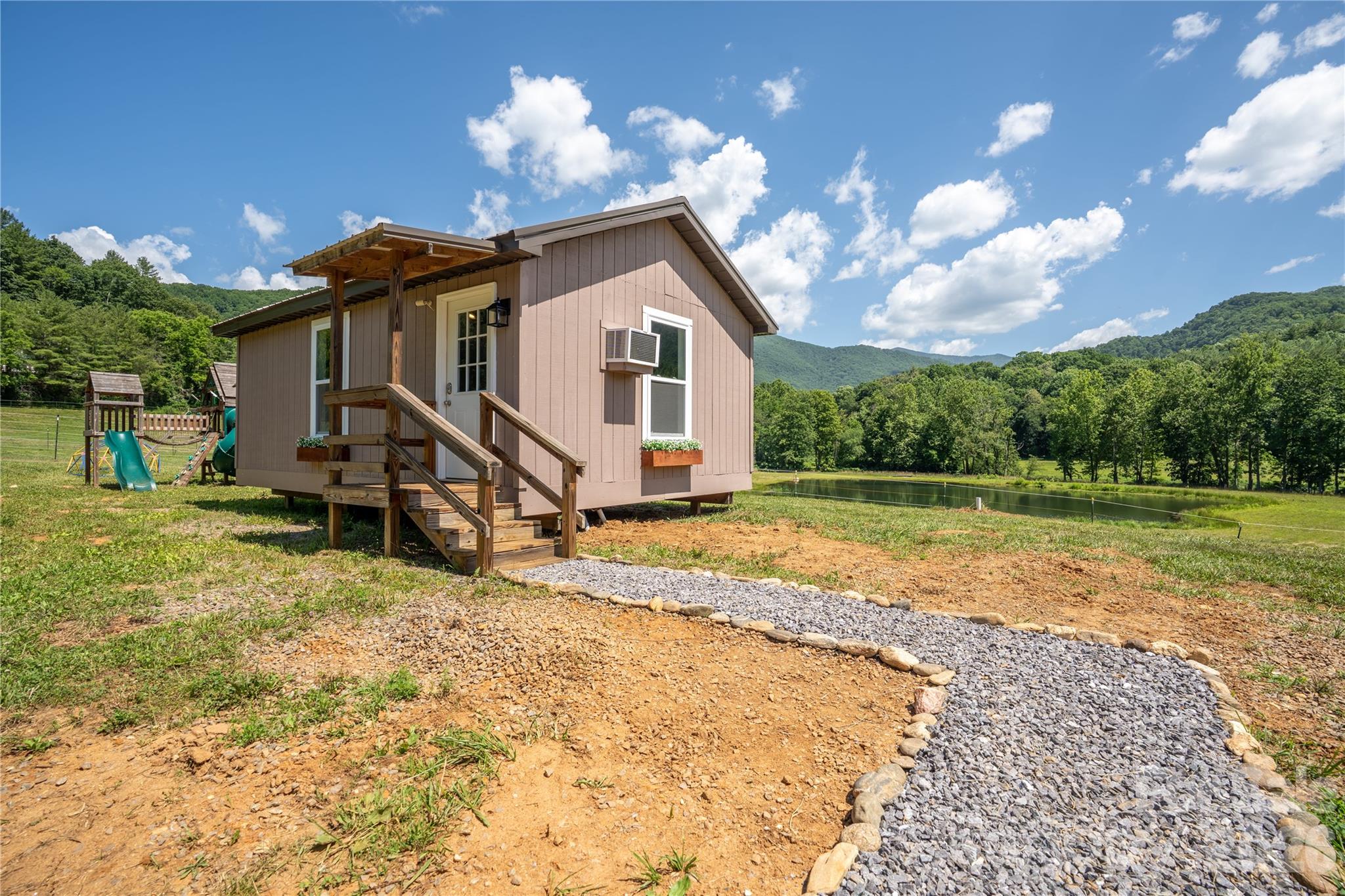 793 State Highway 197 South Property Photo 38