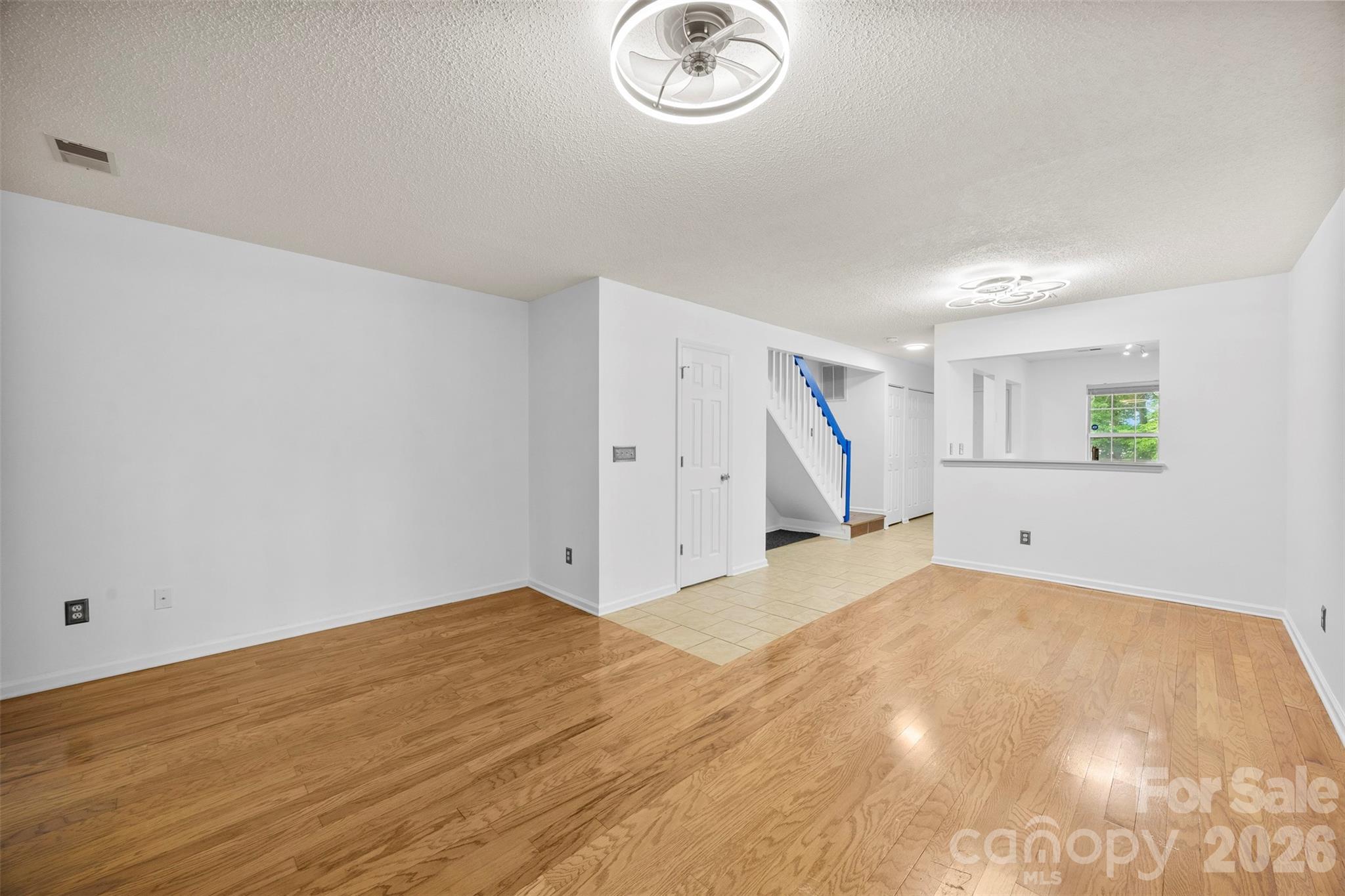 6404 Windsor Gate Lane Property Photo 11