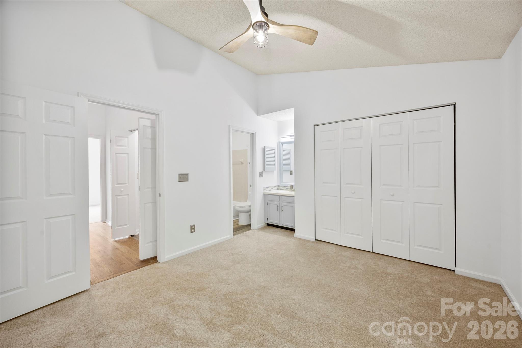 6404 Windsor Gate Lane Property Photo 15