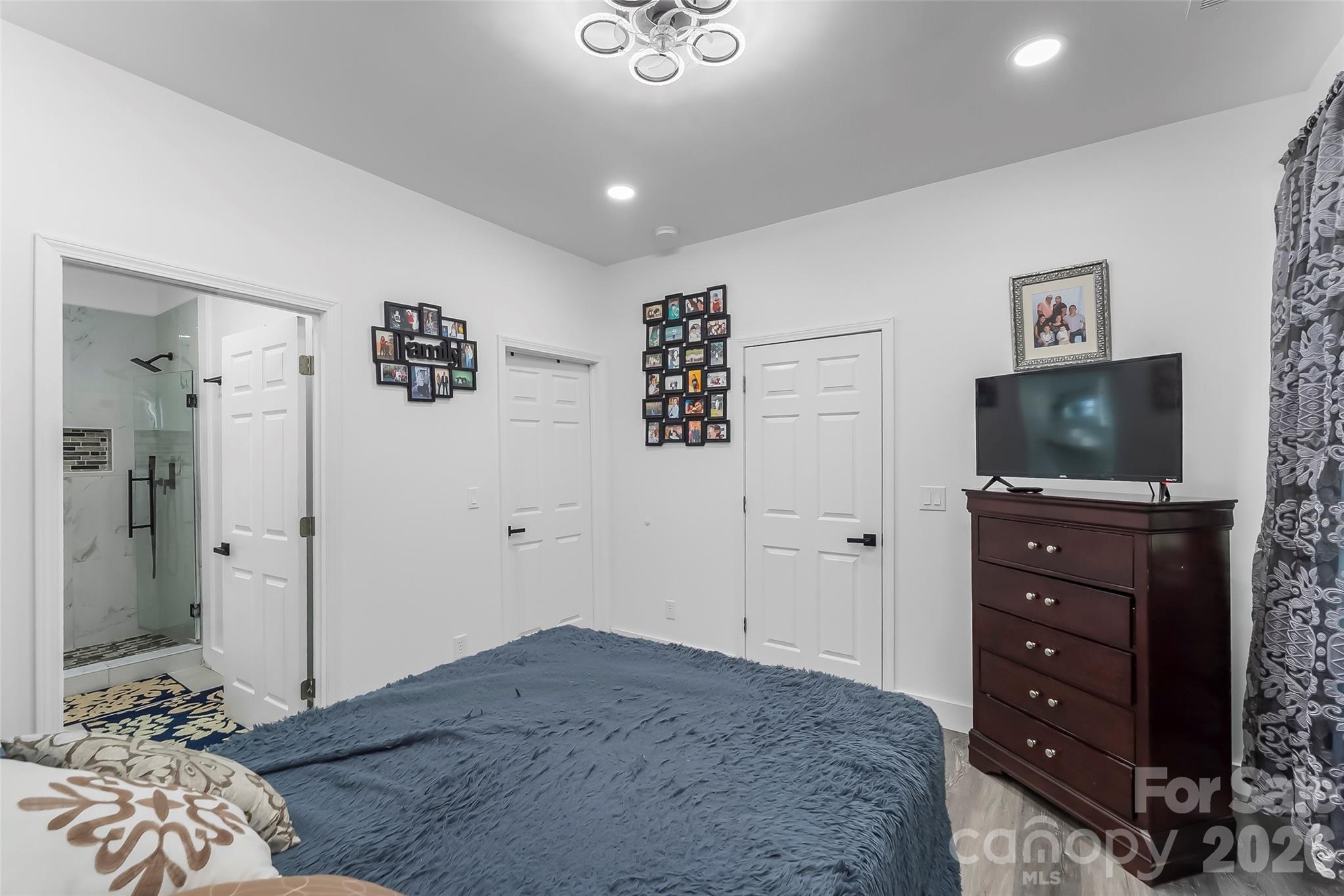 4816 Klutz Place Property Photo 14