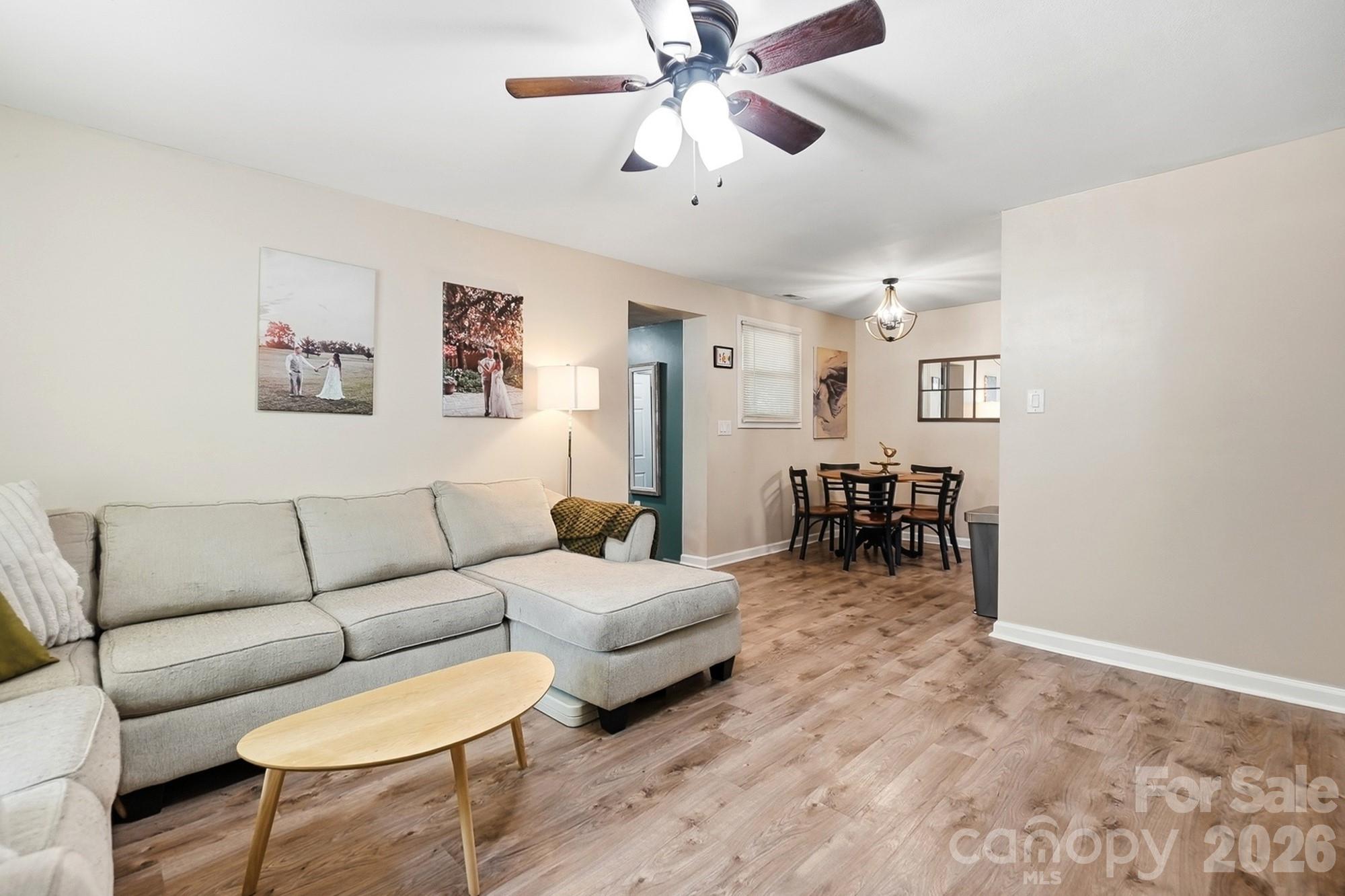 2220 Oldfield Road Property Photo 8