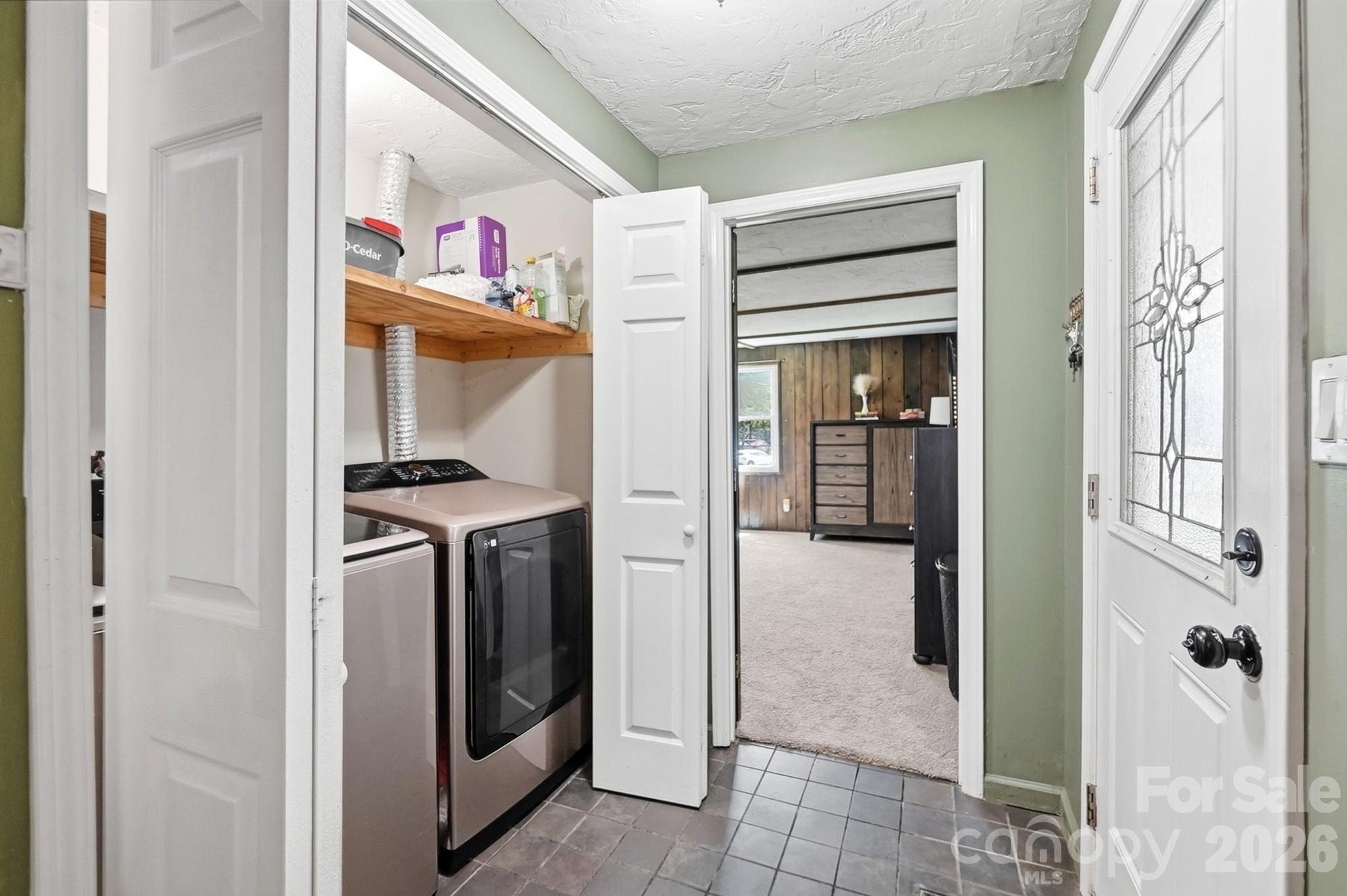 2220 Oldfield Road Property Photo 21
