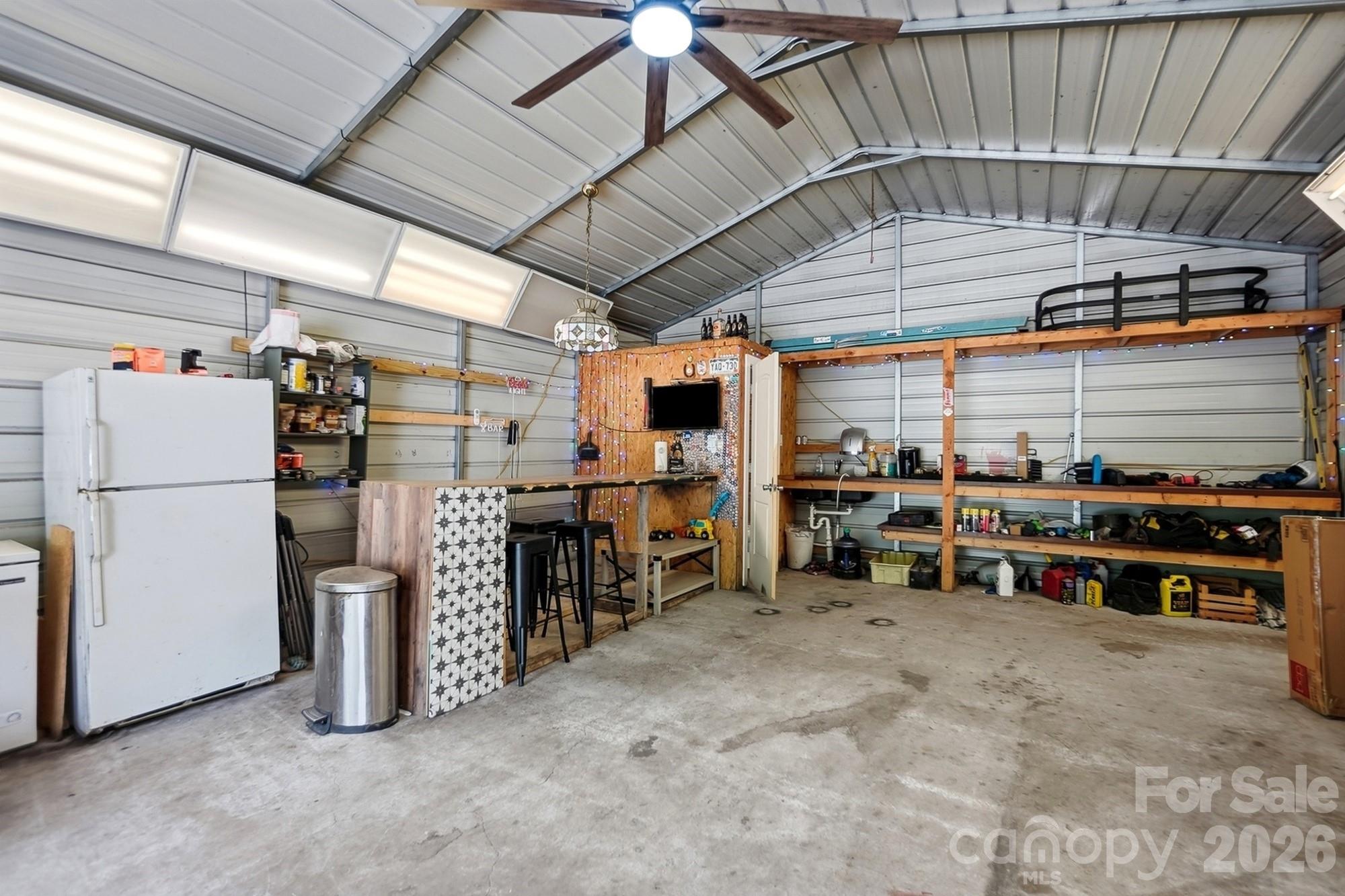 2220 Oldfield Road Property Photo 35