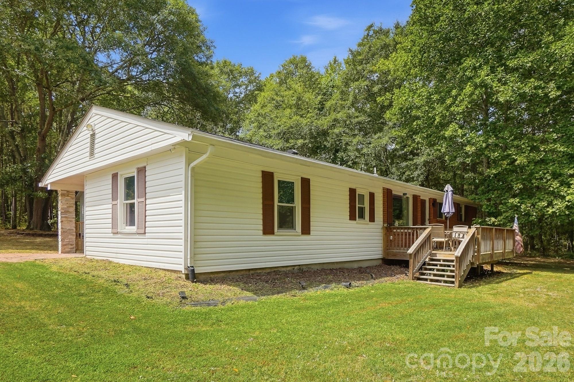 2220 Oldfield Road Property Photo 44