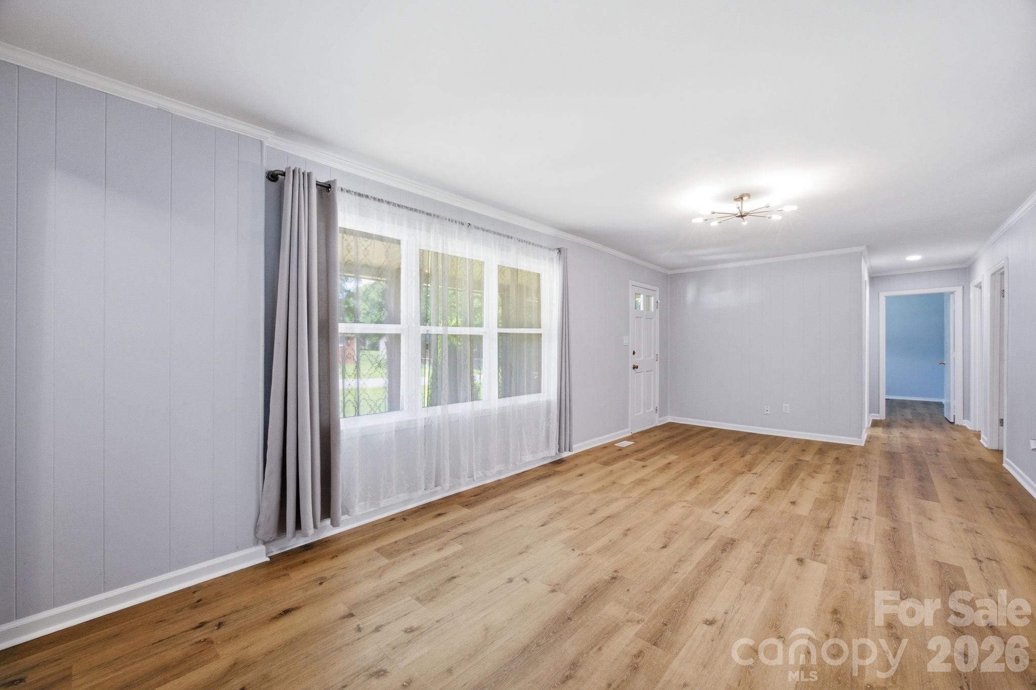 3014 Curtis Street Property Photo 14