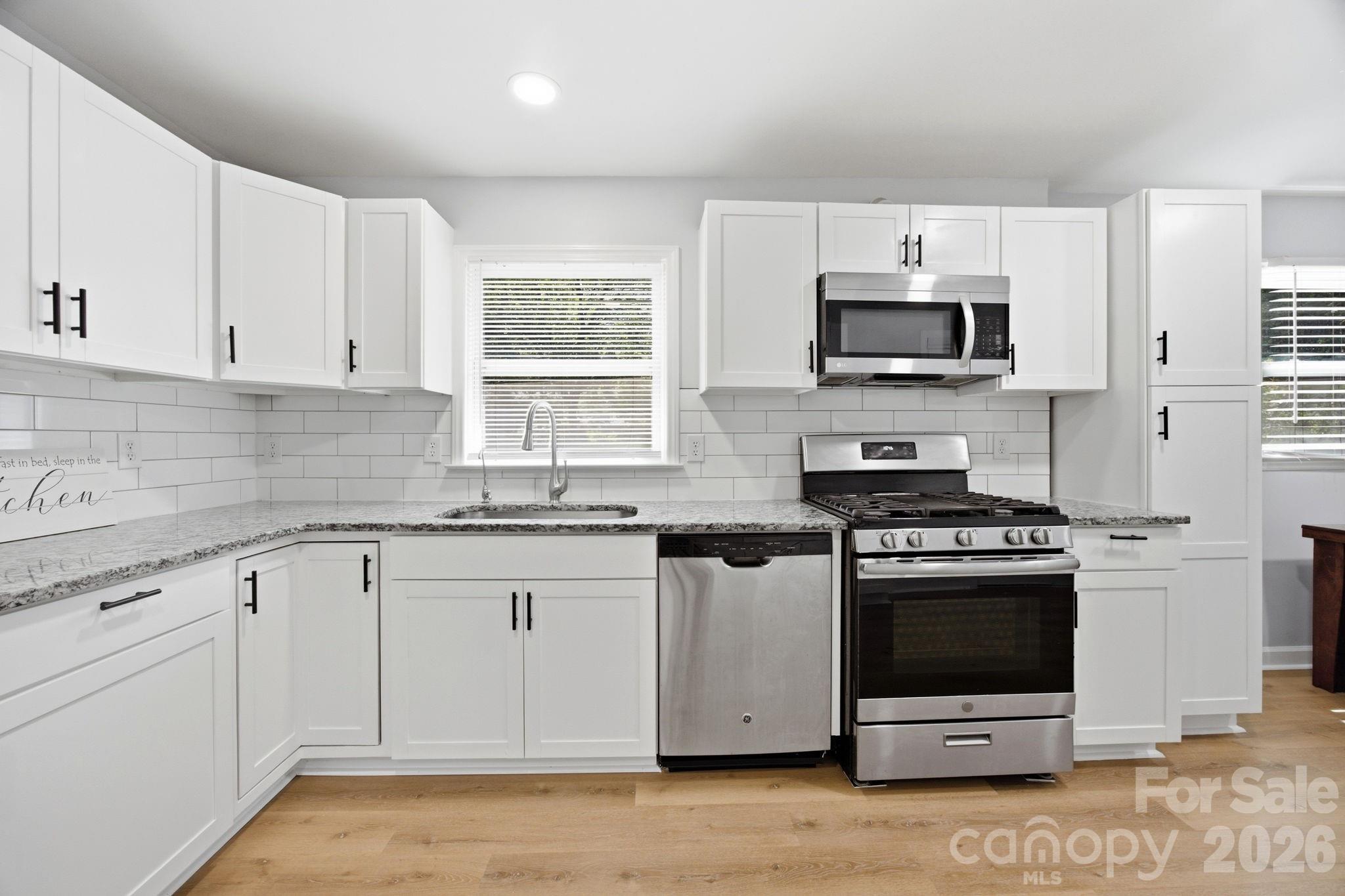 3014 Curtis Street Property Photo 17