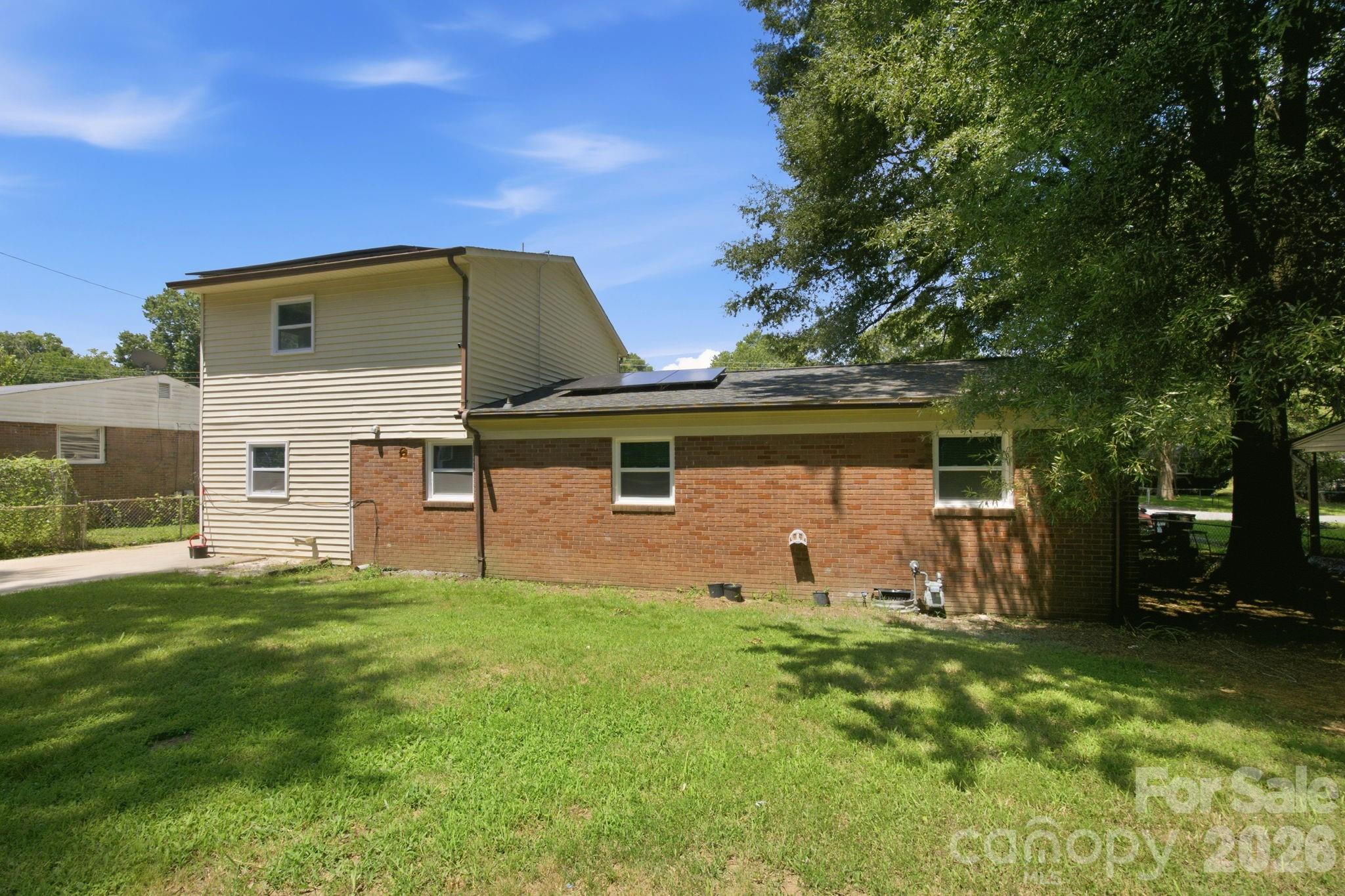 3014 Curtis Street Property Photo 32