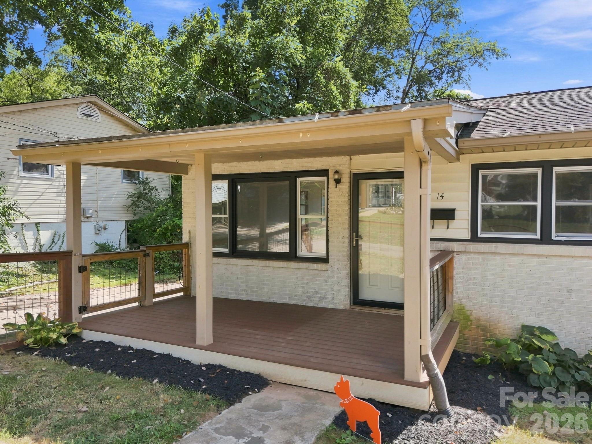 14 E Indiana Avenue Property Photo 2