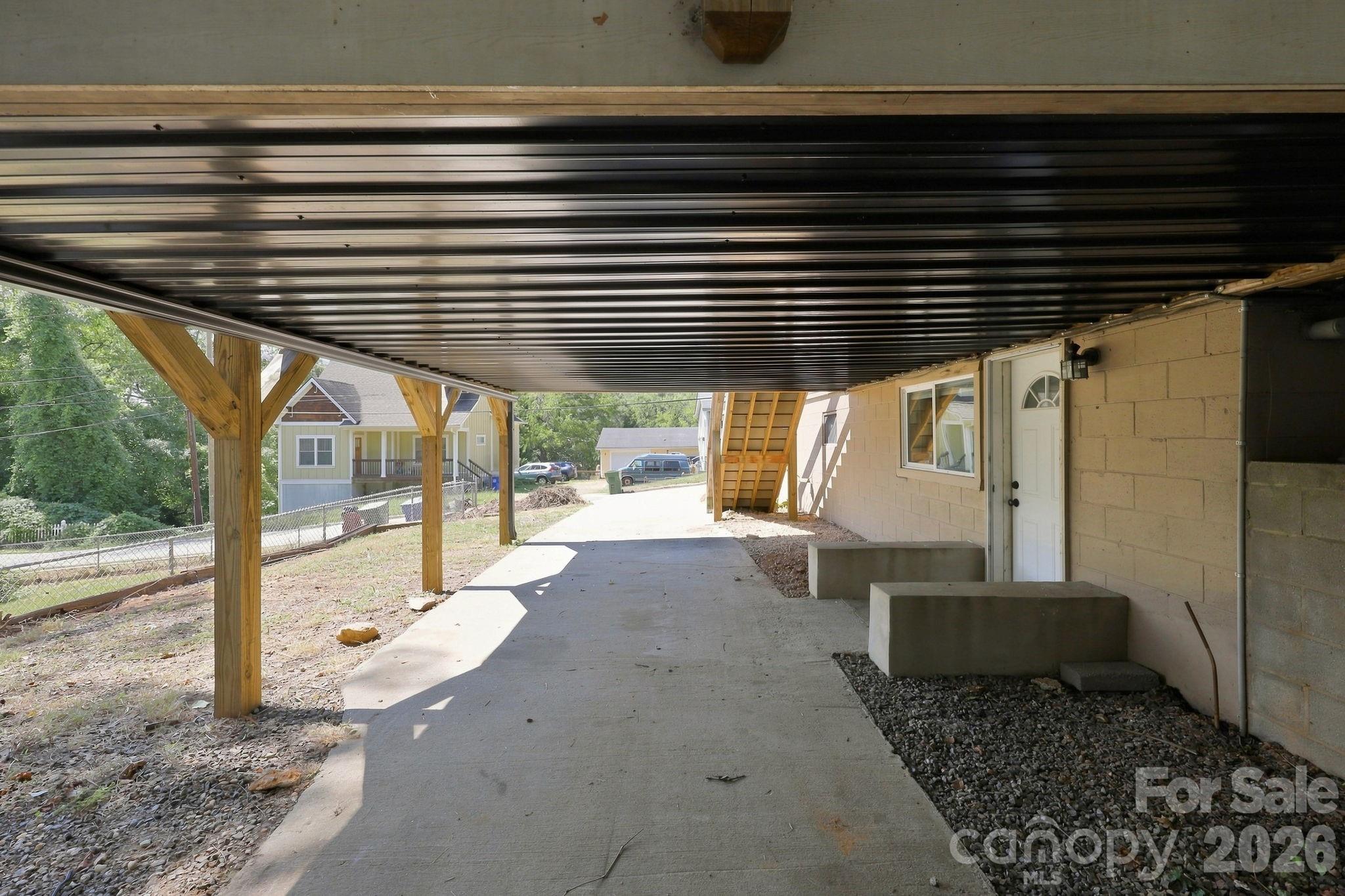 14 E Indiana Avenue Property Photo 16