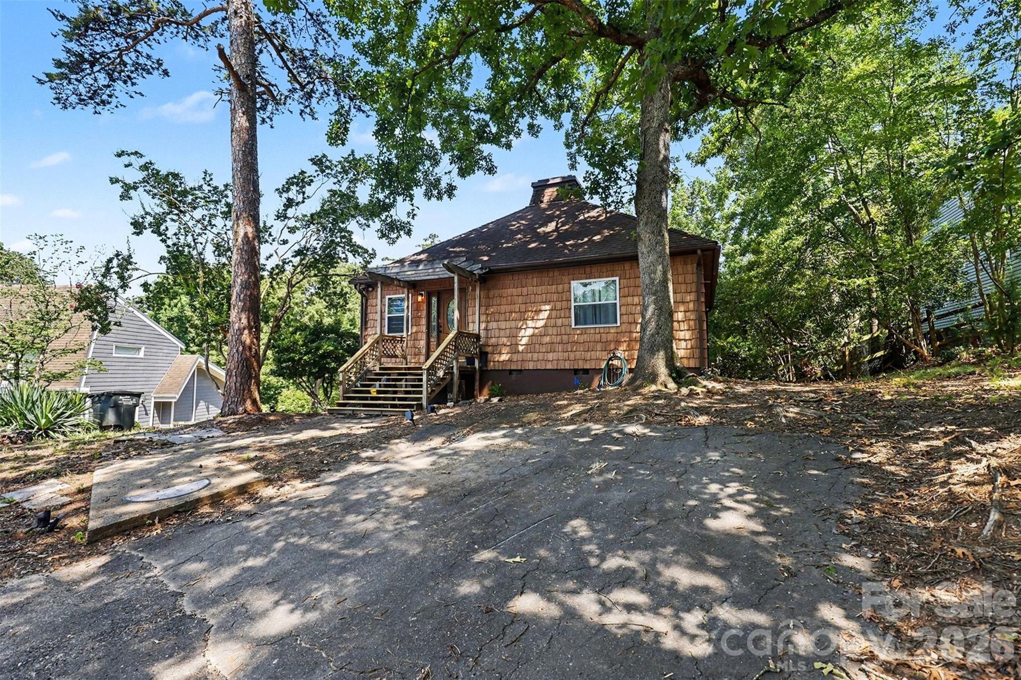16033 Samoa Court Property Photo 11