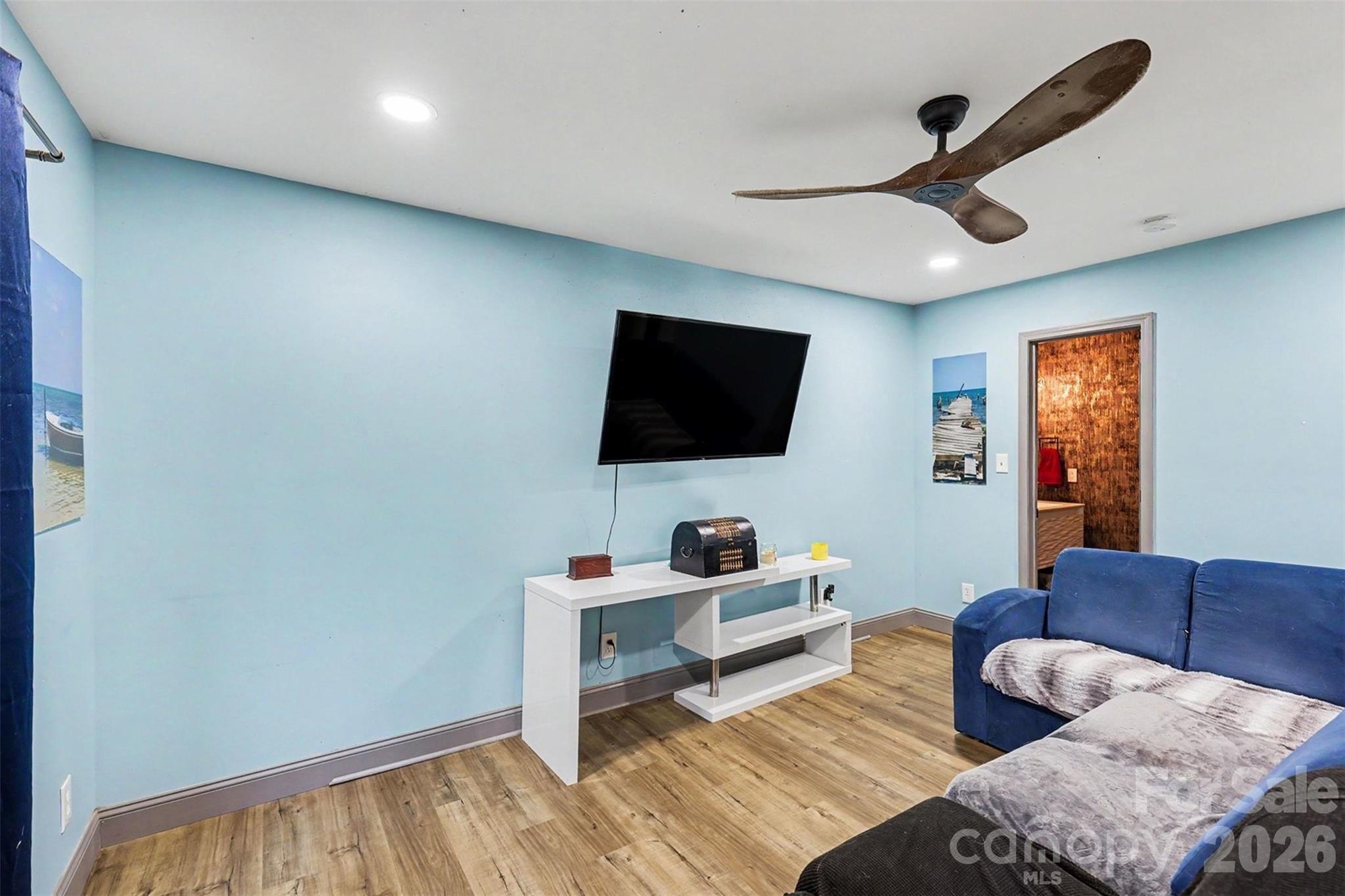 16033 Samoa Court Property Photo 15