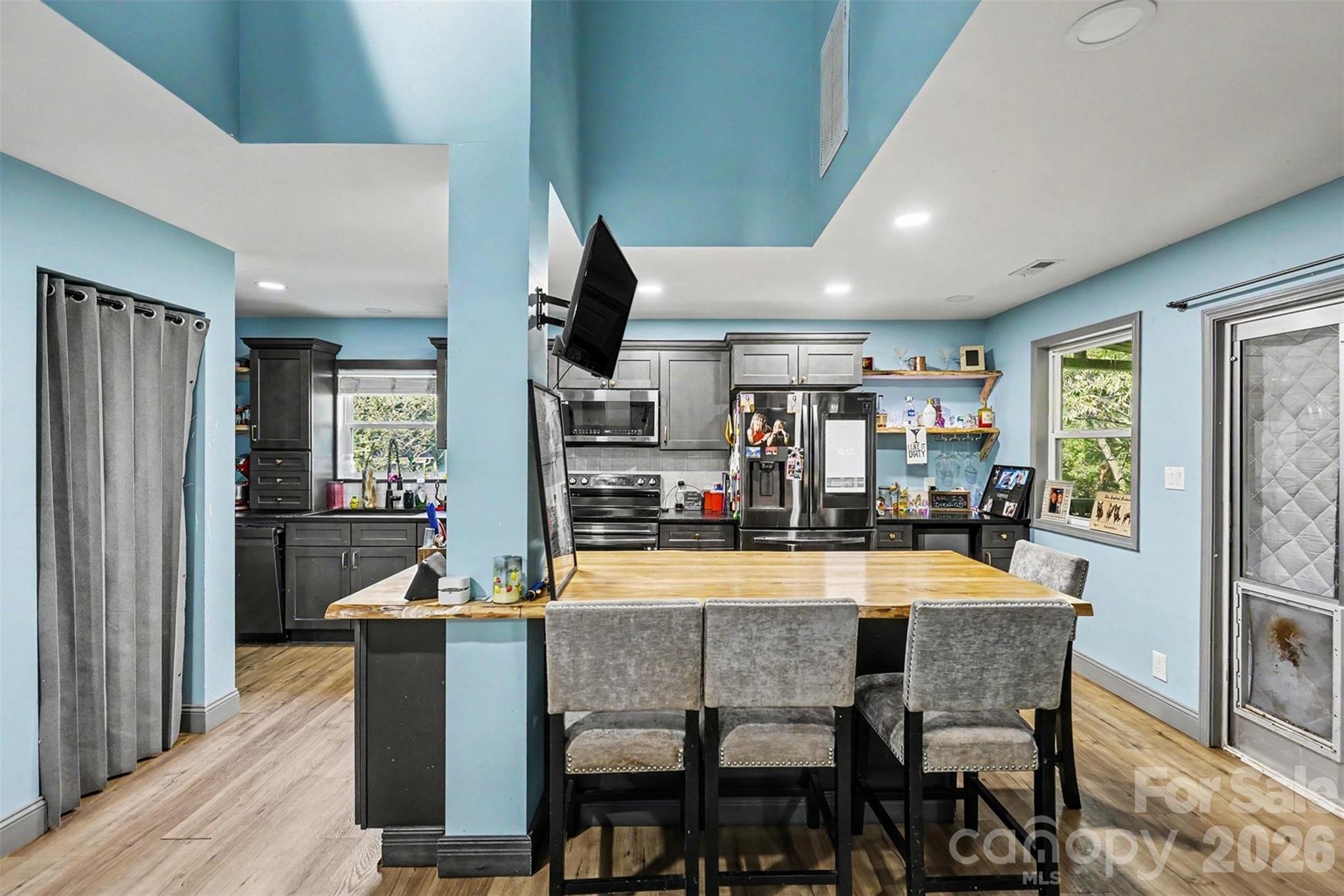 16033 Samoa Court Property Photo 17