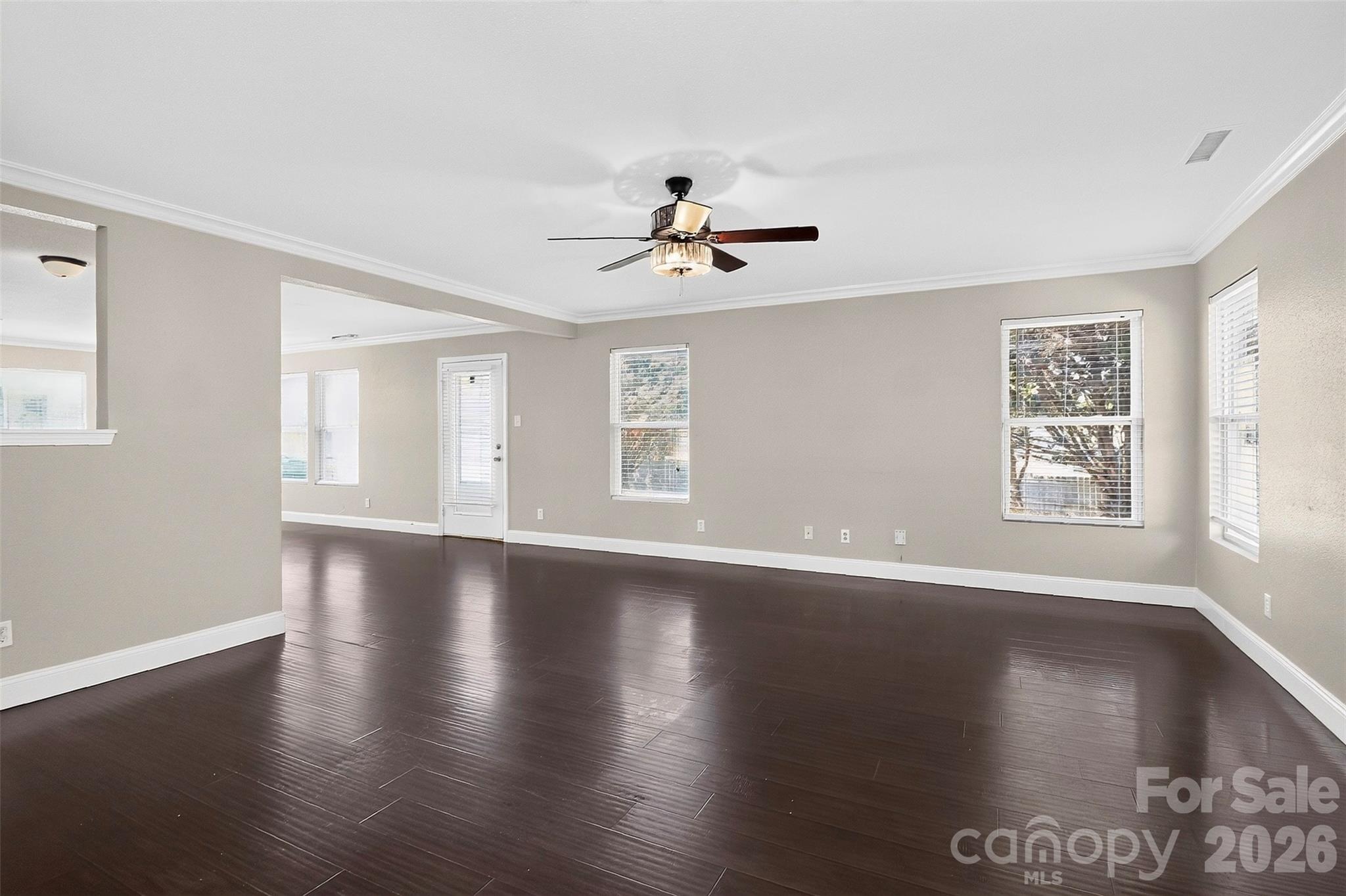 209 Farm Springs Drive Property Photo 15