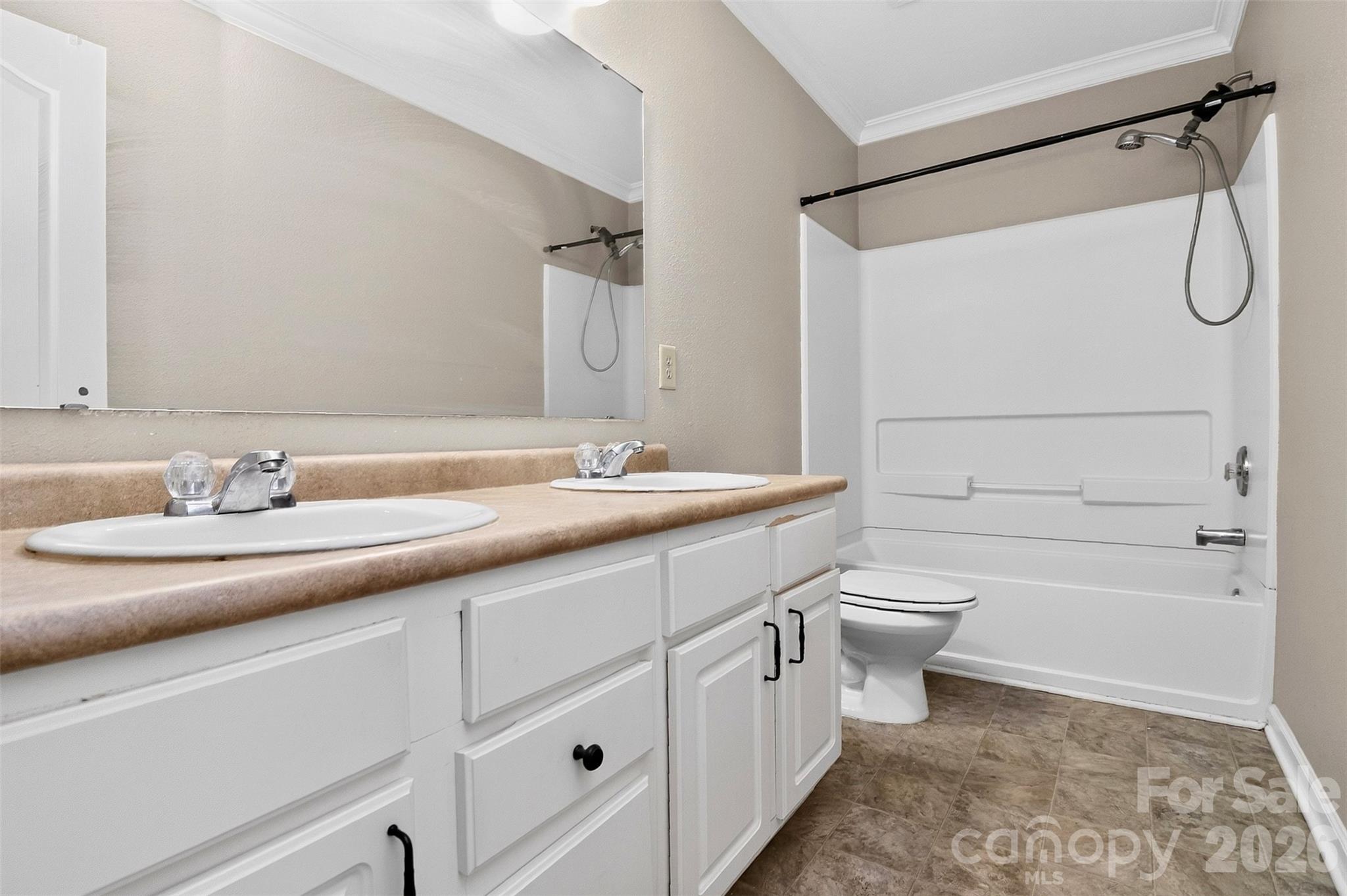 209 Farm Springs Drive Property Photo 43