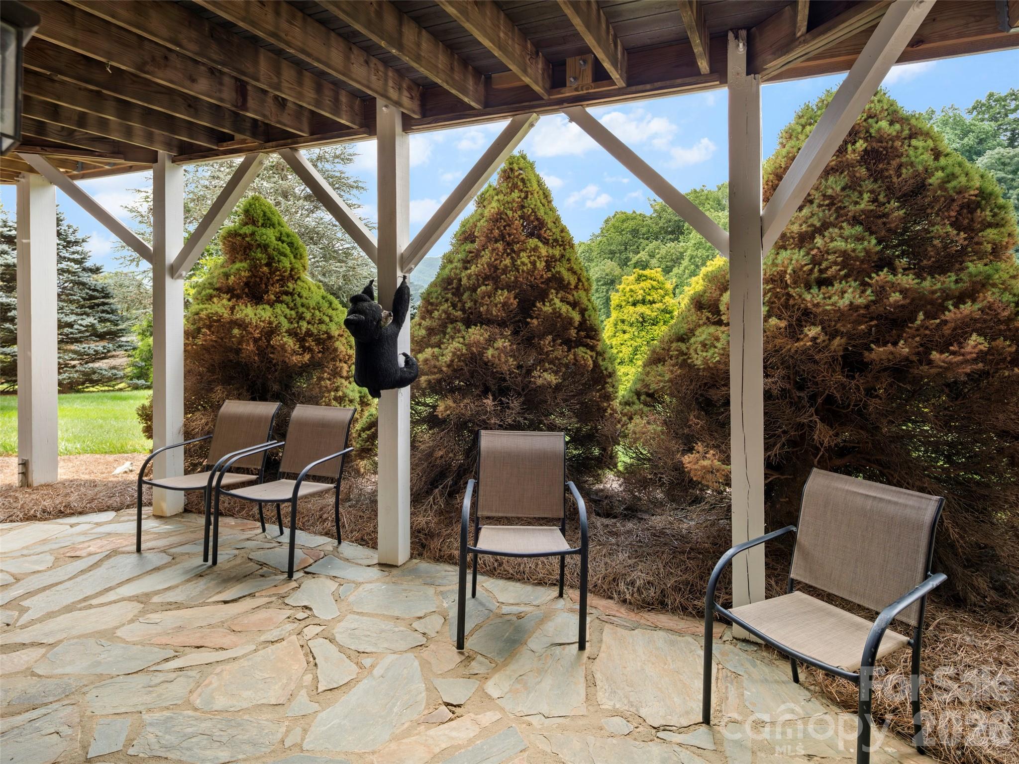 33 Banker Drive Property Photo 35