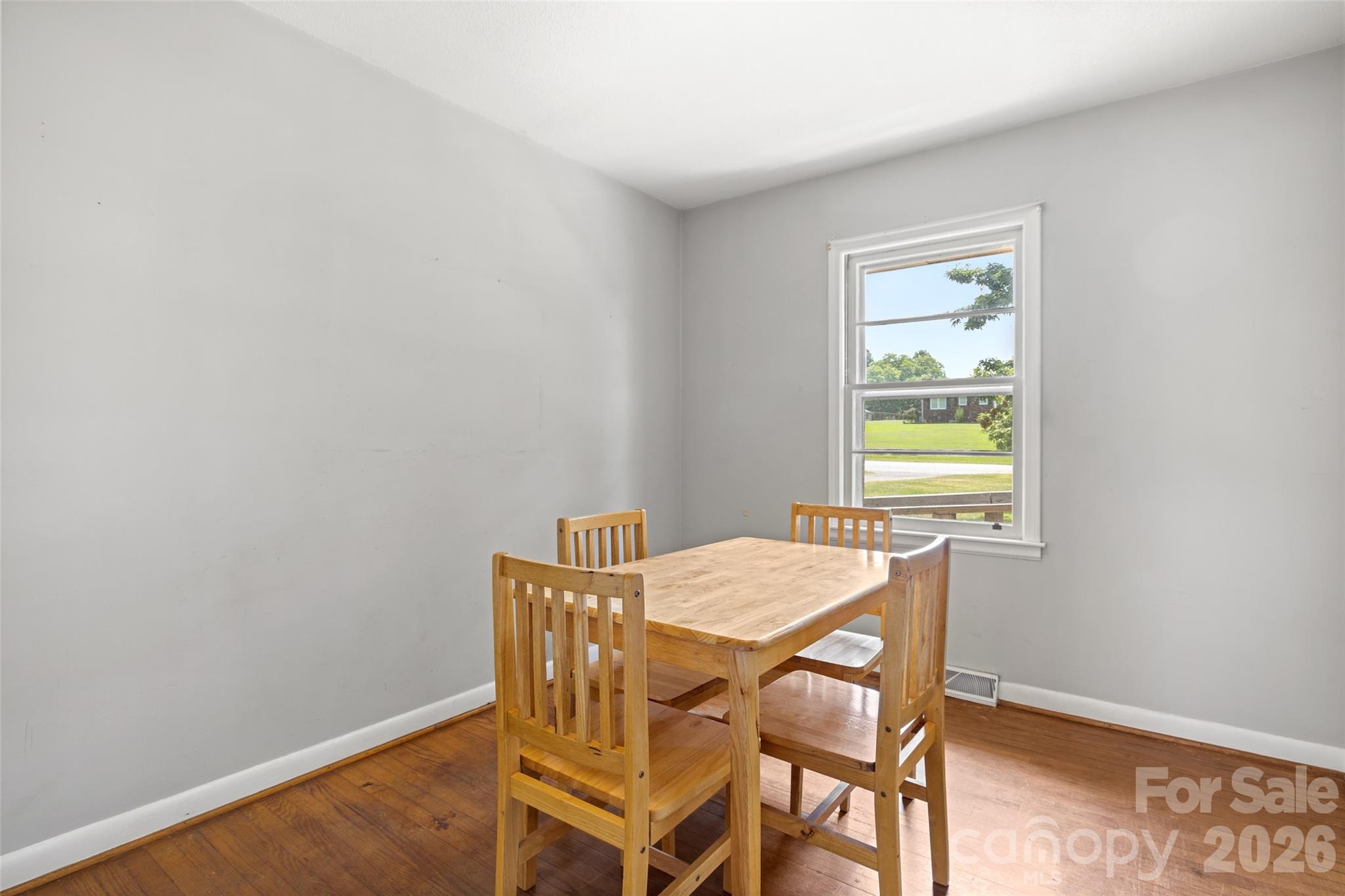 751 Springdale Road Property Photo 6