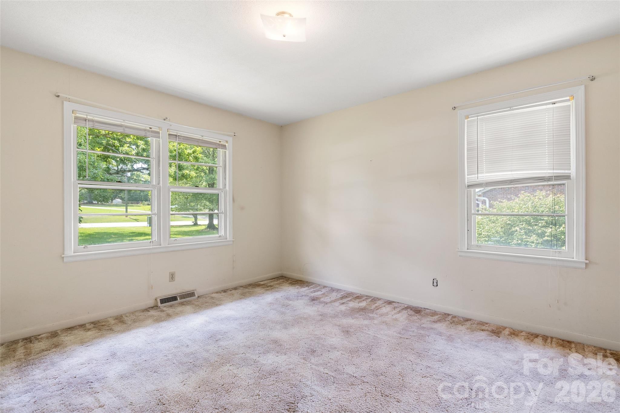 751 Springdale Road Property Photo 9