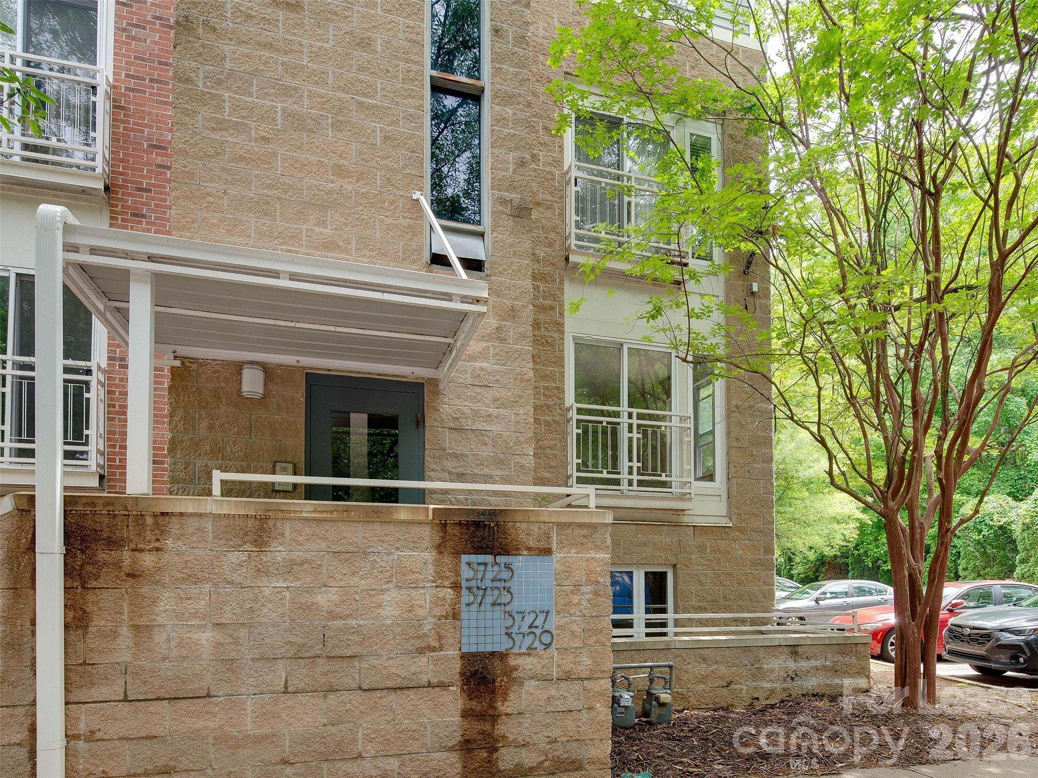 3729 Picasso Court Property Photo 2