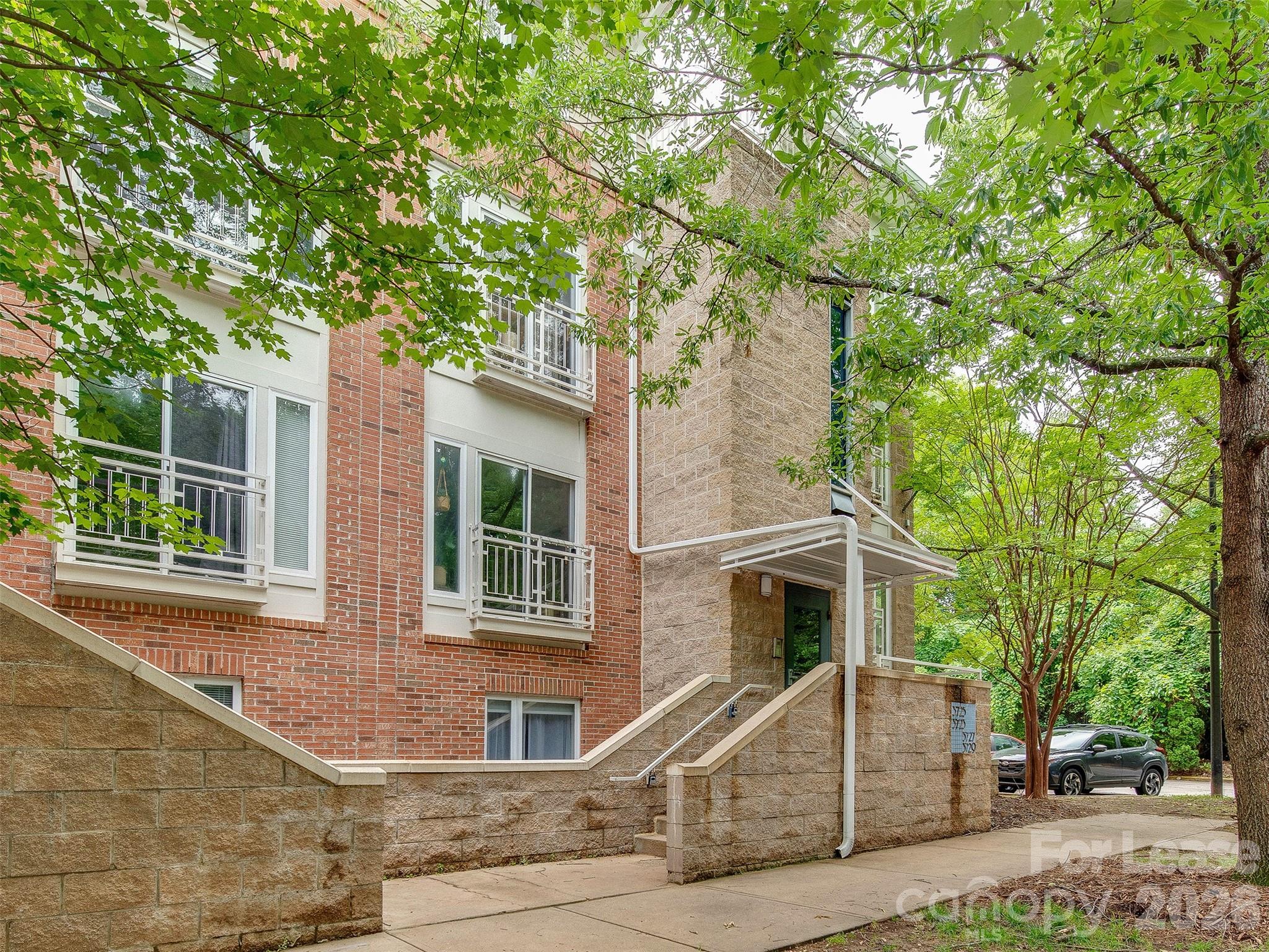 3729 Picasso Court Property Photo 3