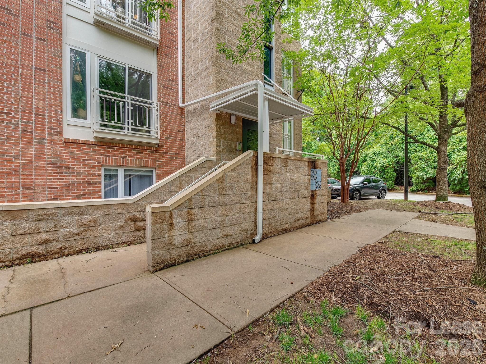 3729 Picasso Court Property Photo 29