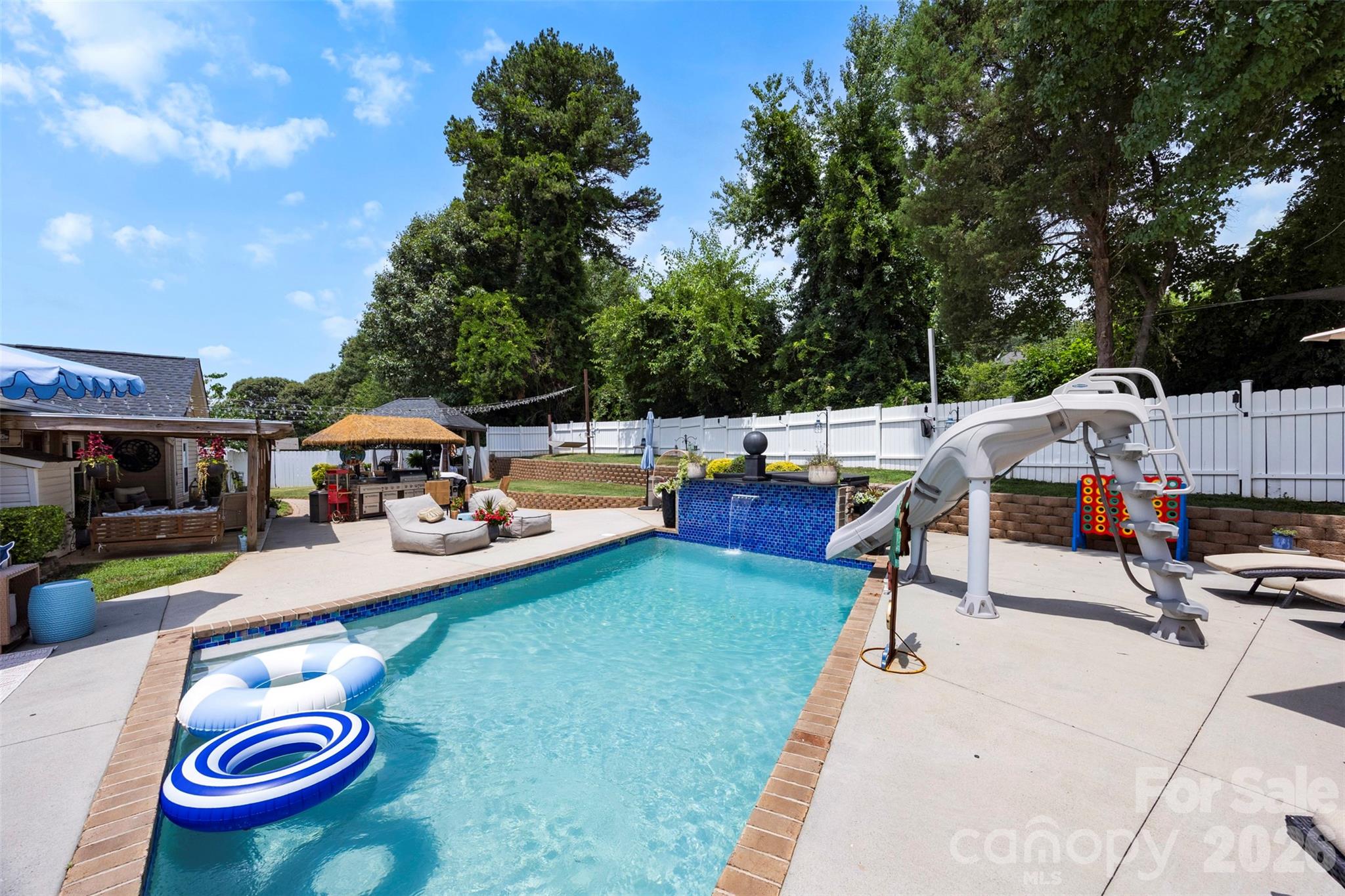 200 Brooks Drive Property Photo 27