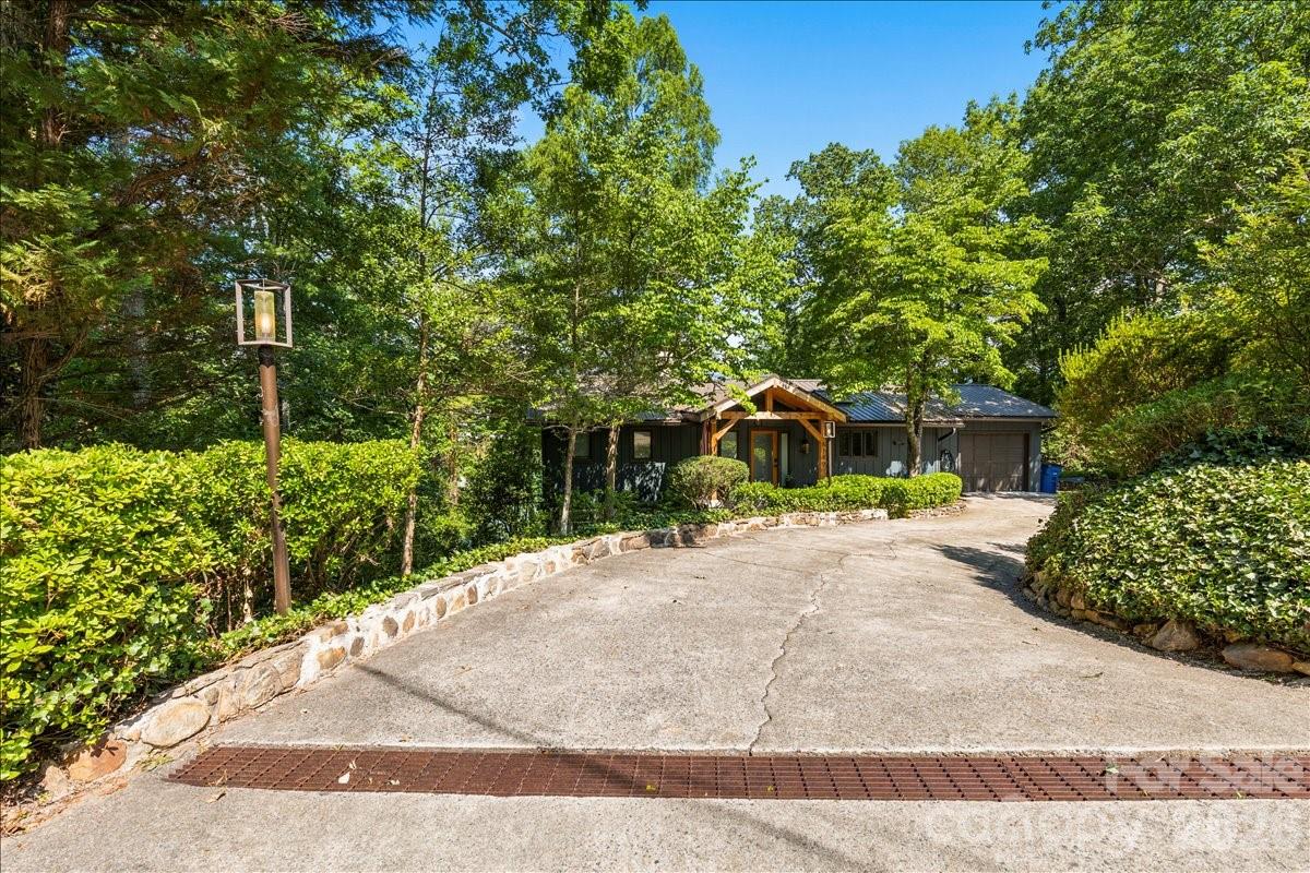 6149 N Shore Drive Property Photo 7