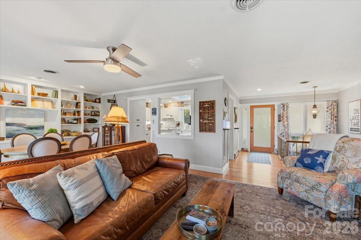 6149 N Shore Drive Property Photo 19