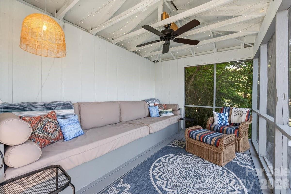 6149 N Shore Drive Property Photo 36
