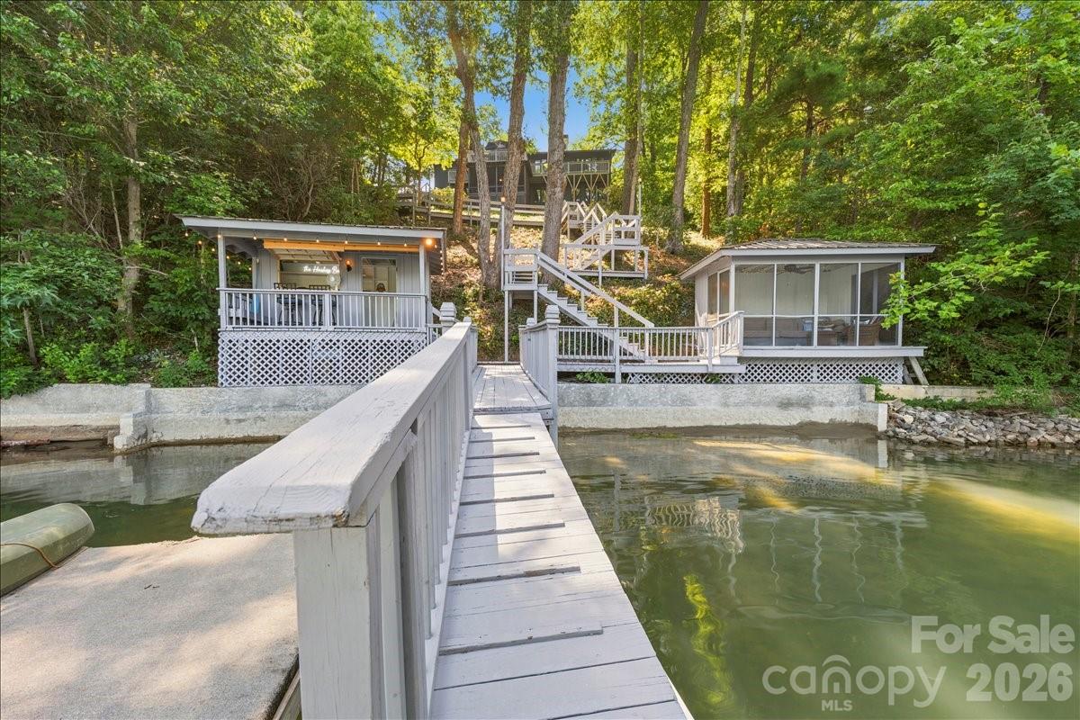 6149 N Shore Drive Property Photo 38
