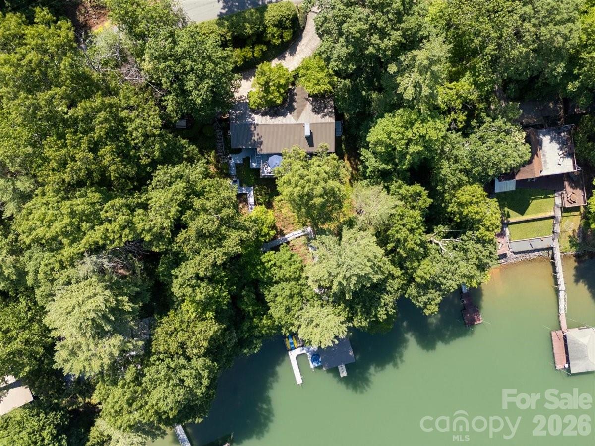 6149 N Shore Drive Property Photo 40