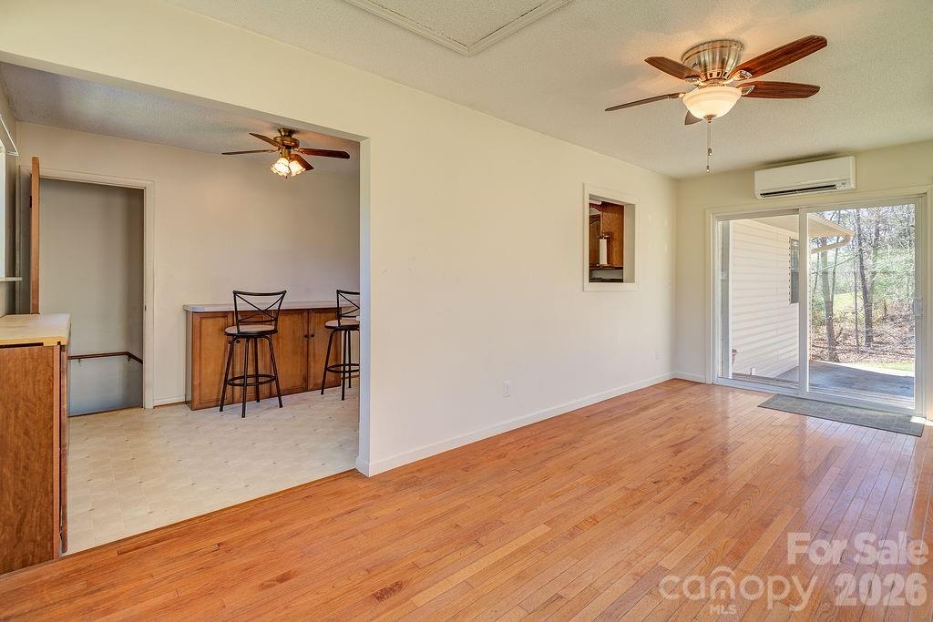 216 Pickens Road Property Photo 10