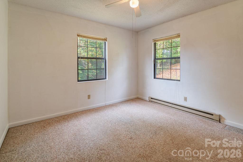 216 Pickens Road Property Photo 16
