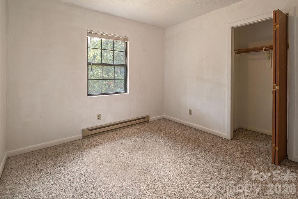 216 Pickens Road Property Photo 17