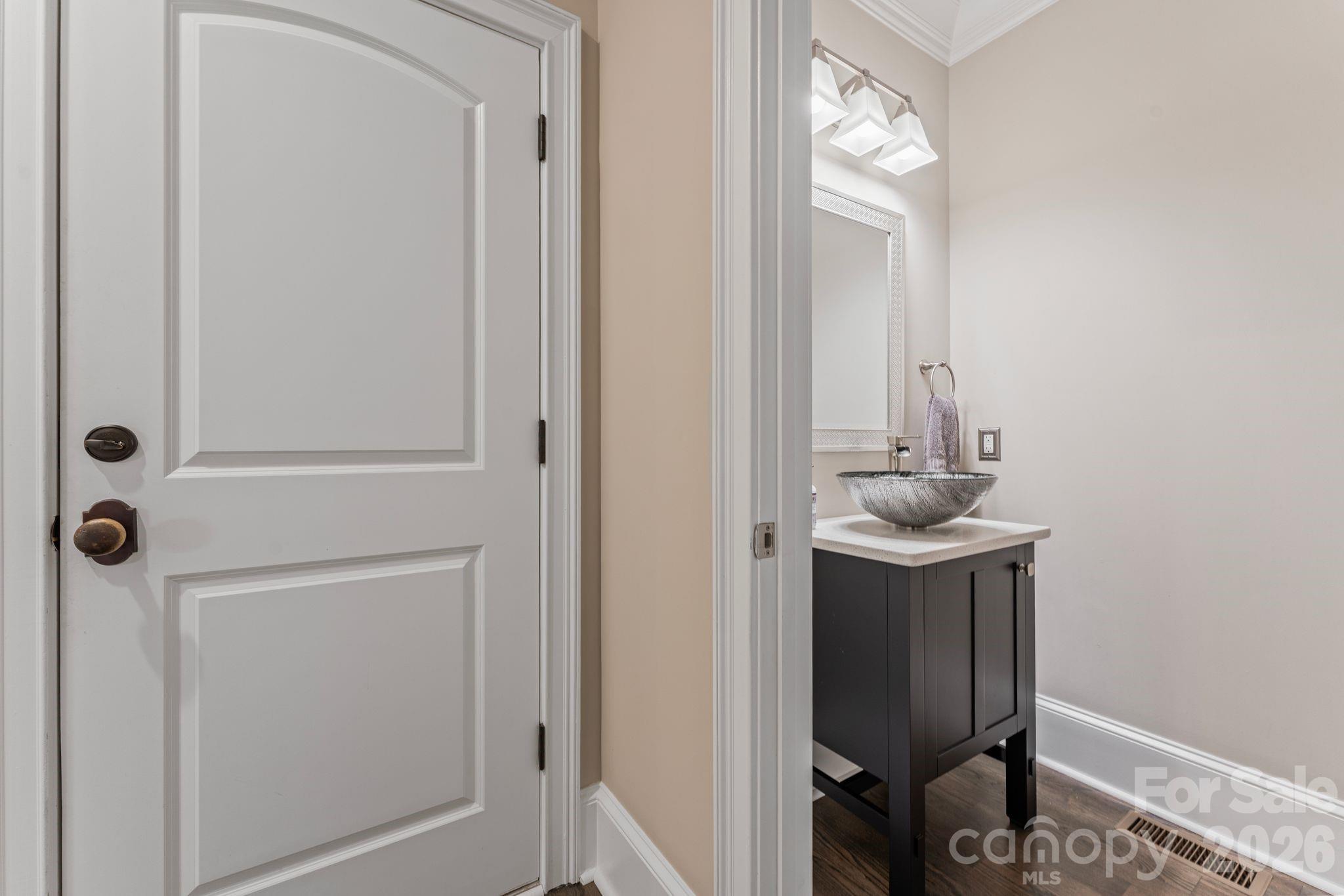 17411 Summer Place Drive Property Photo 39