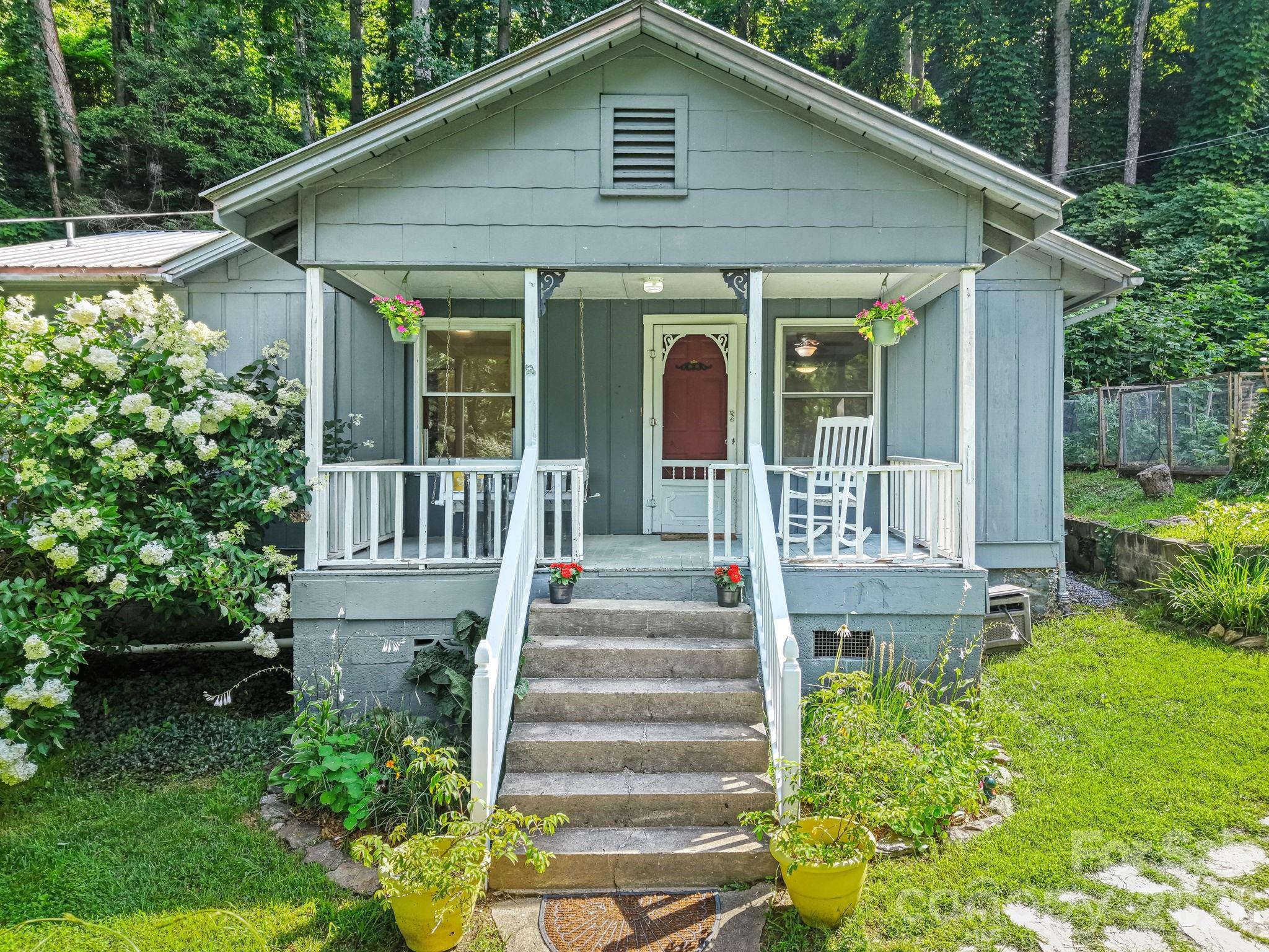 6115 Skyland Drive Property Photo 5