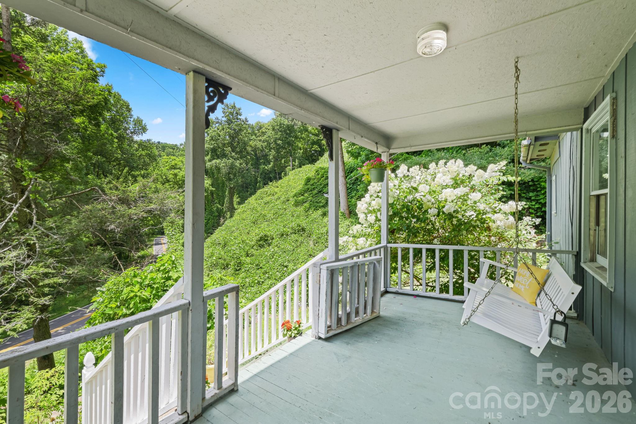 6115 Skyland Drive Property Photo 6