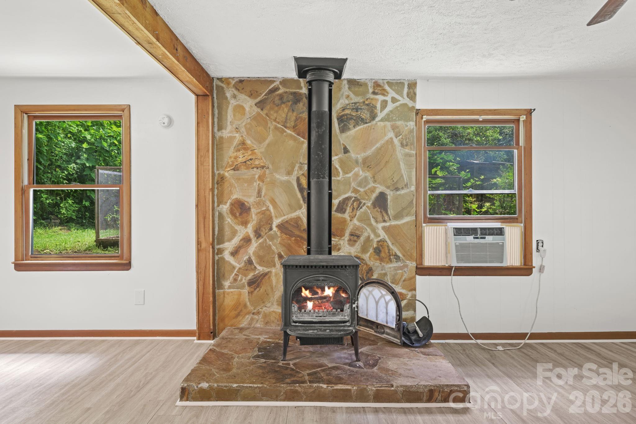 6115 Skyland Drive Property Photo 8