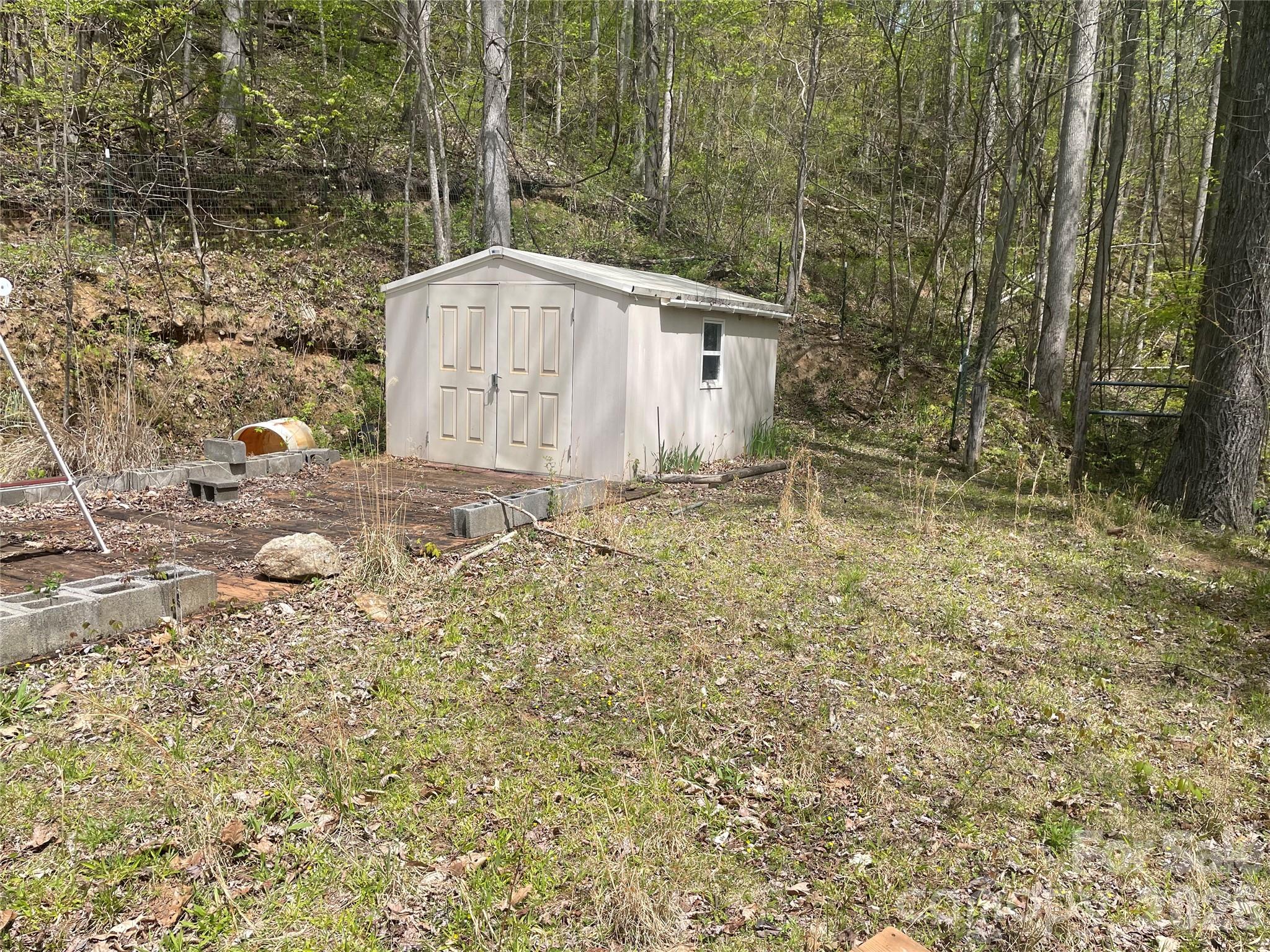 99999 Martins Creek Road Property Photo 10