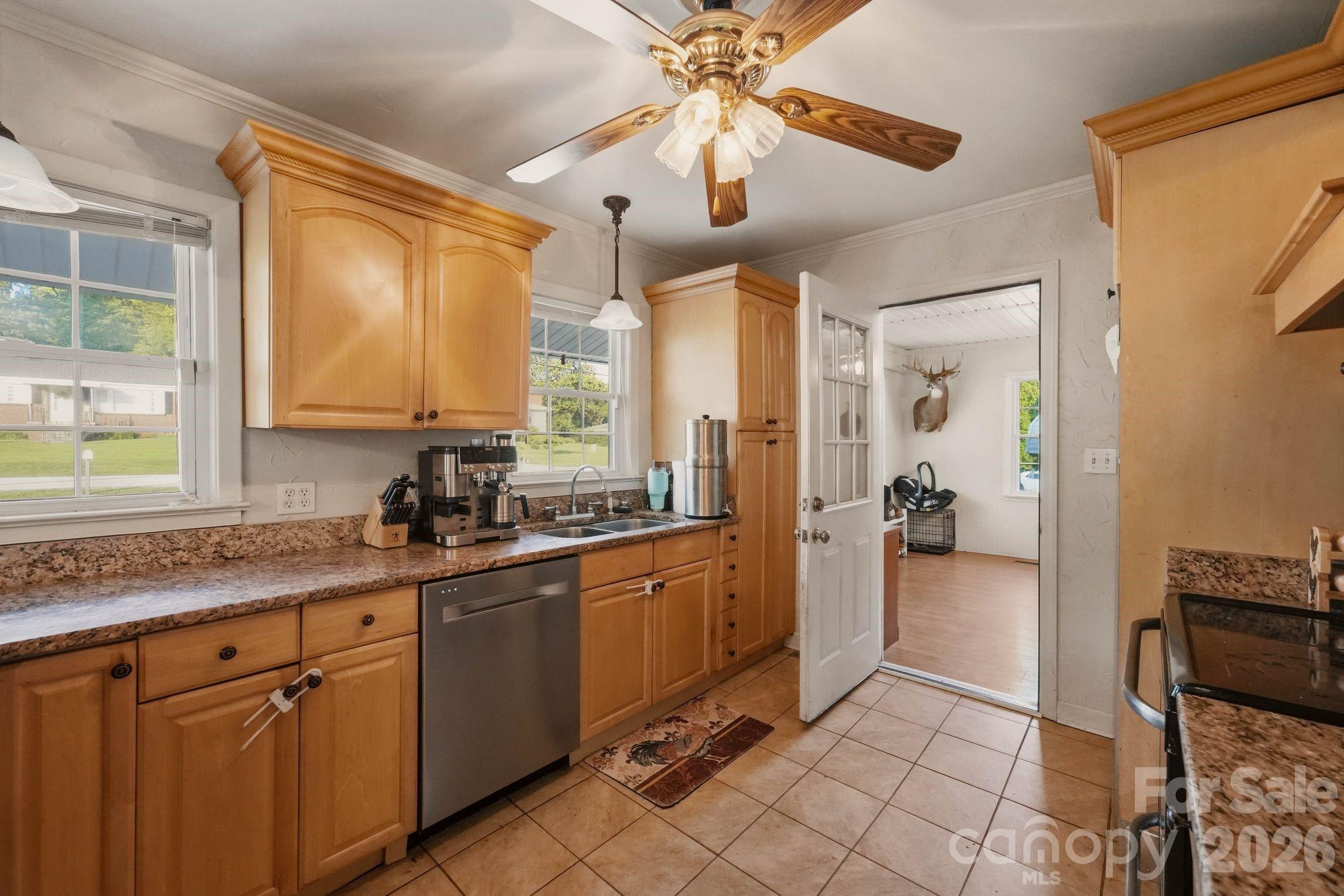 112 Brookside Drive Property Photo 11
