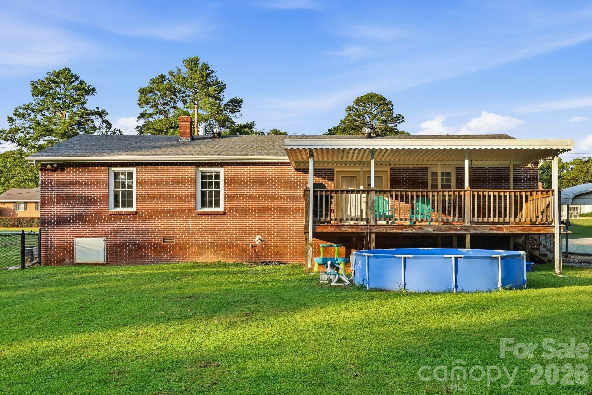112 Brookside Drive Property Photo 34