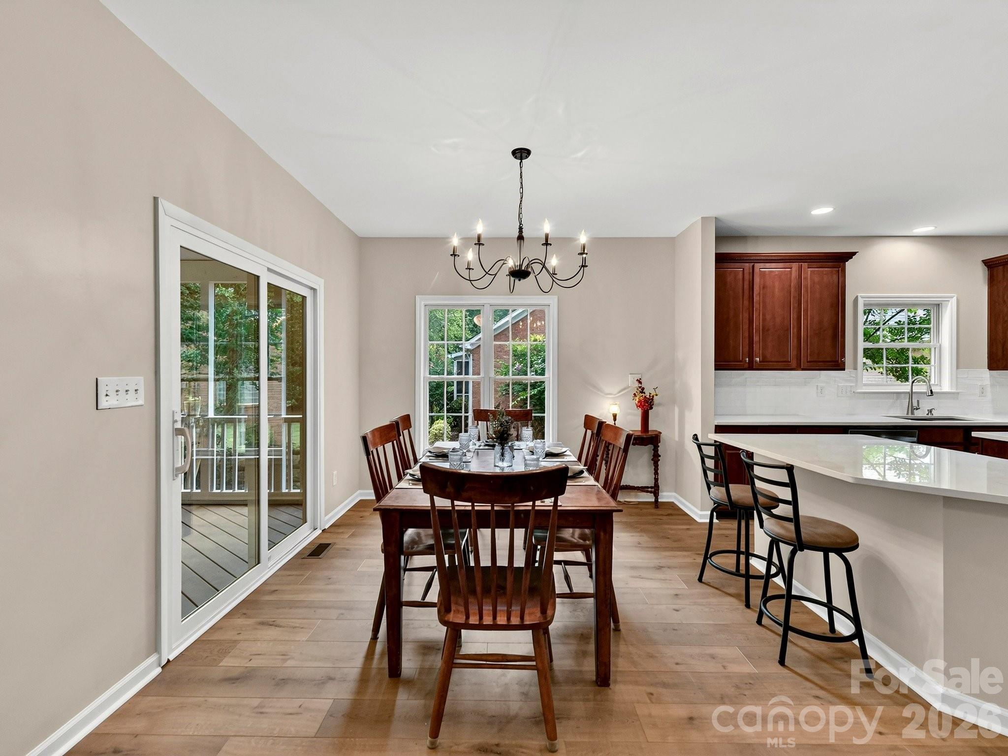 8505 Tintinhull Lane Property Photo 14