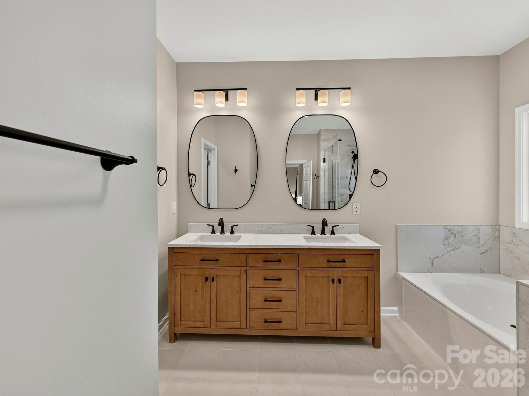 8505 Tintinhull Lane Property Photo 19