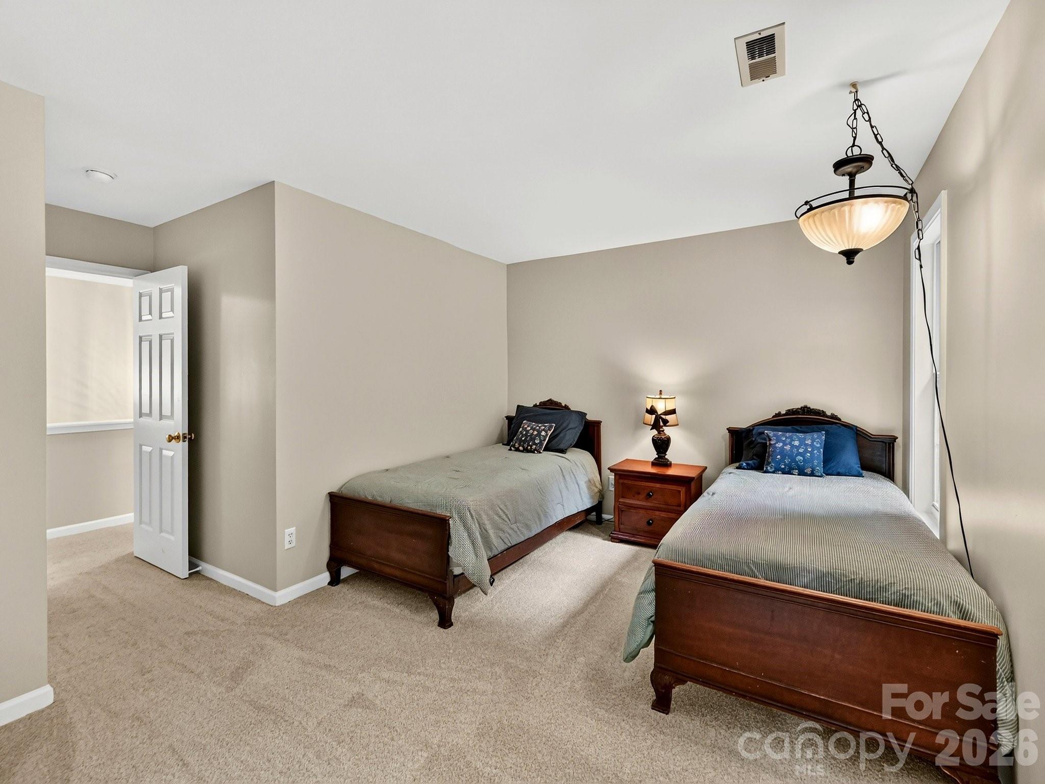 8505 Tintinhull Lane Property Photo 28