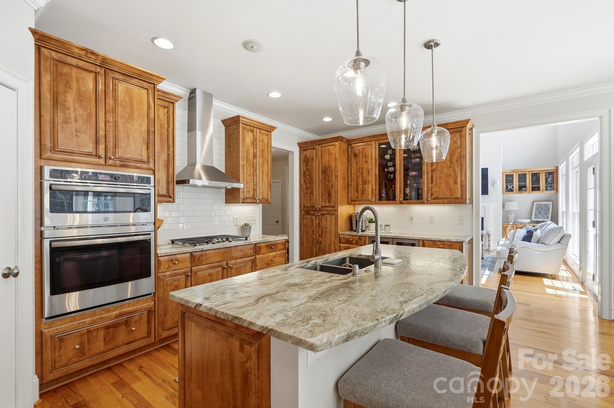 832 Savile Lane Property Photo 21