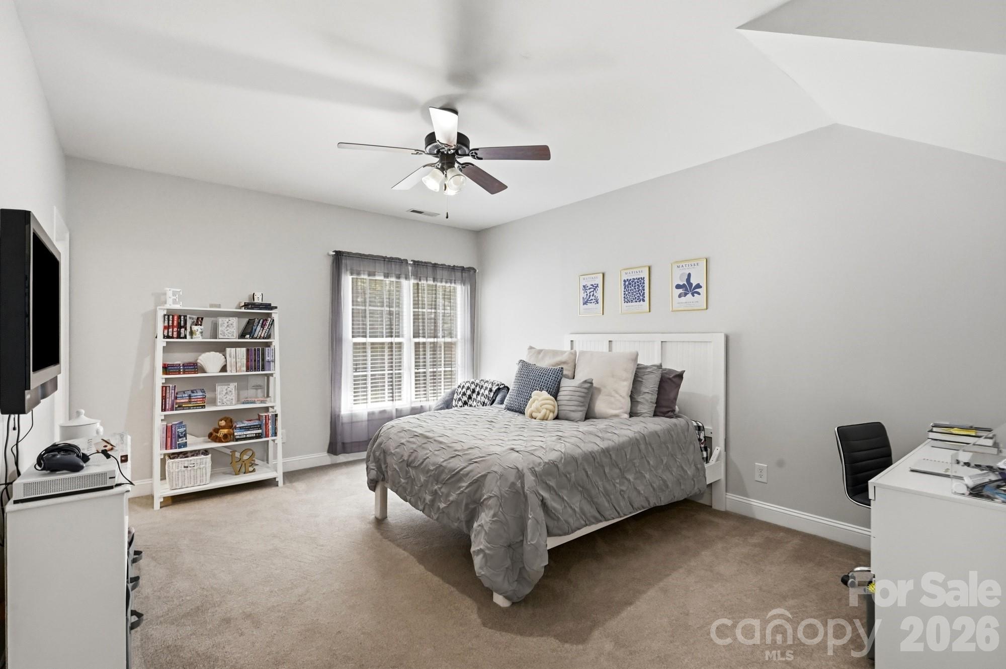 832 Savile Lane Property Photo 30